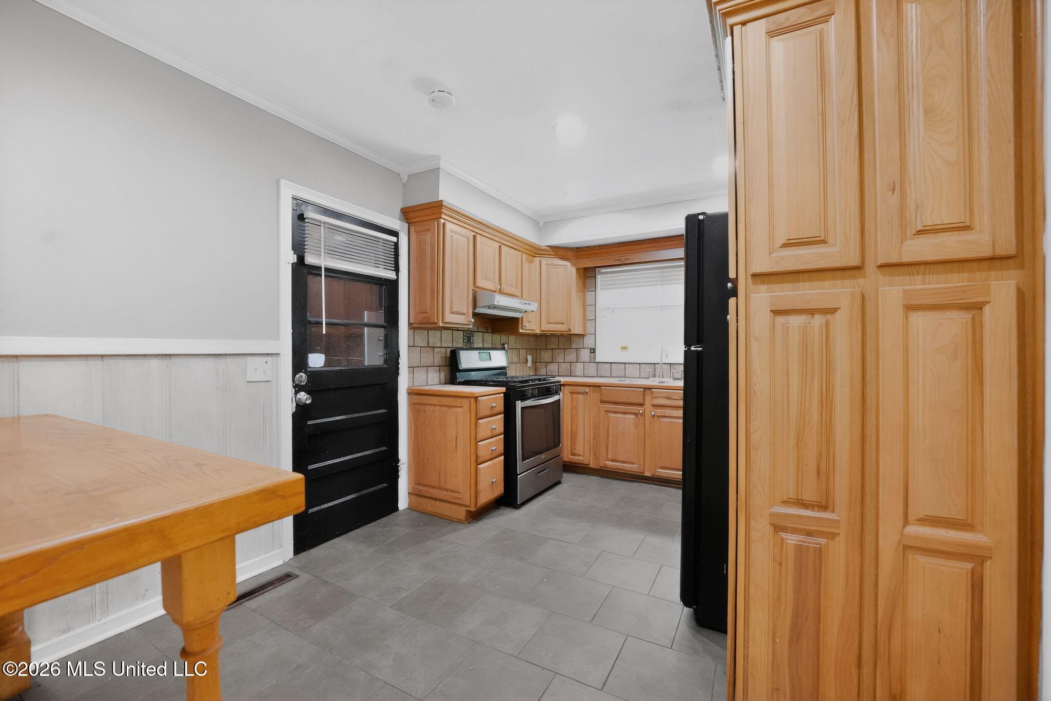1639 Lockwood Avenue Property Photo 11