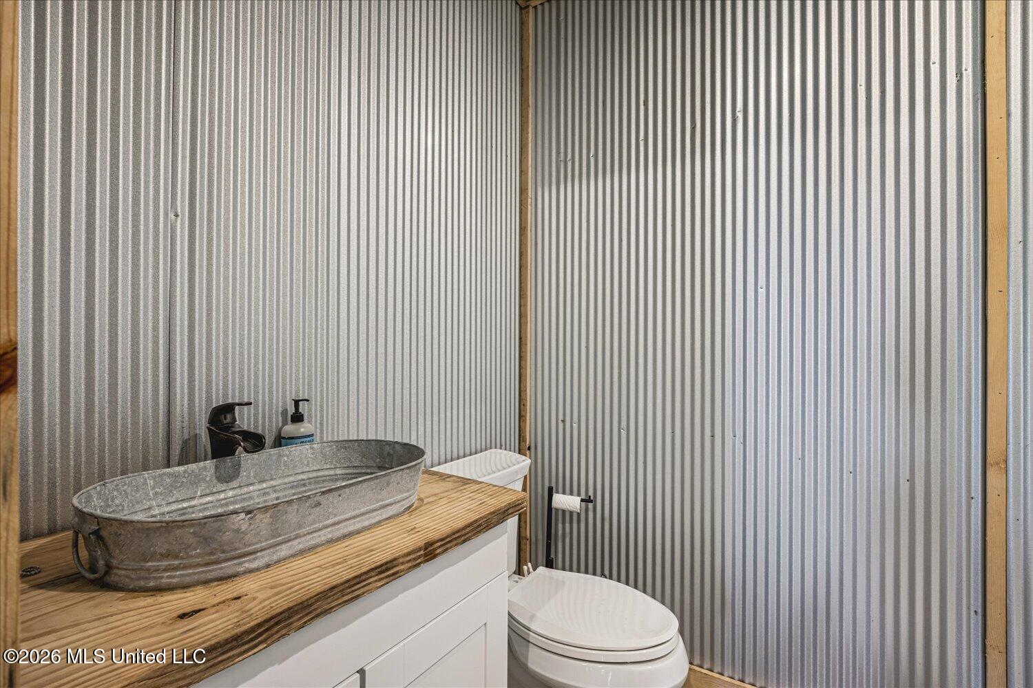454 Laws Hill Road Property Photo 22