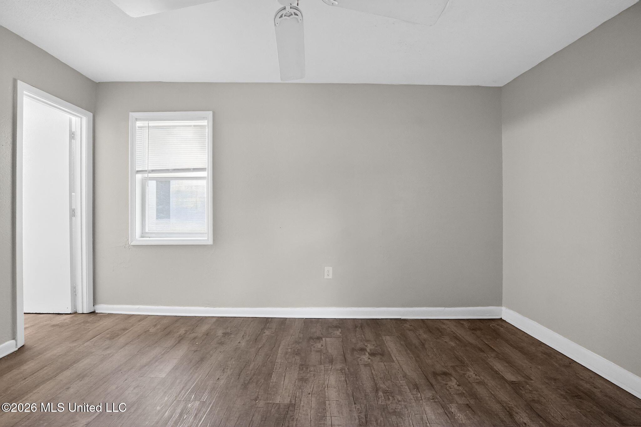 3045 Suncrest Drive Property Photo 15