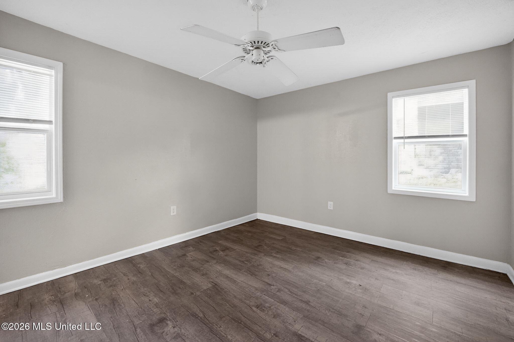 3045 Suncrest Drive Property Photo 24