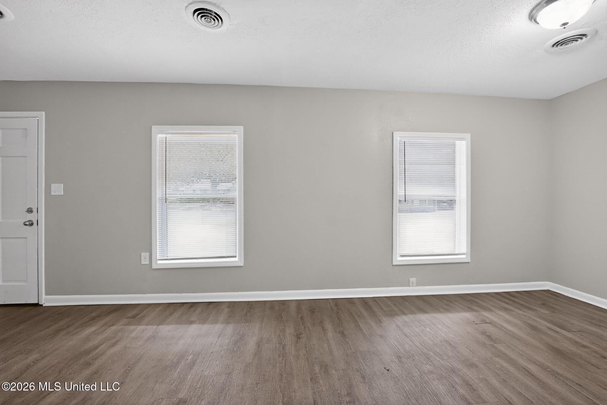 3045 Suncrest Drive Property Photo 26