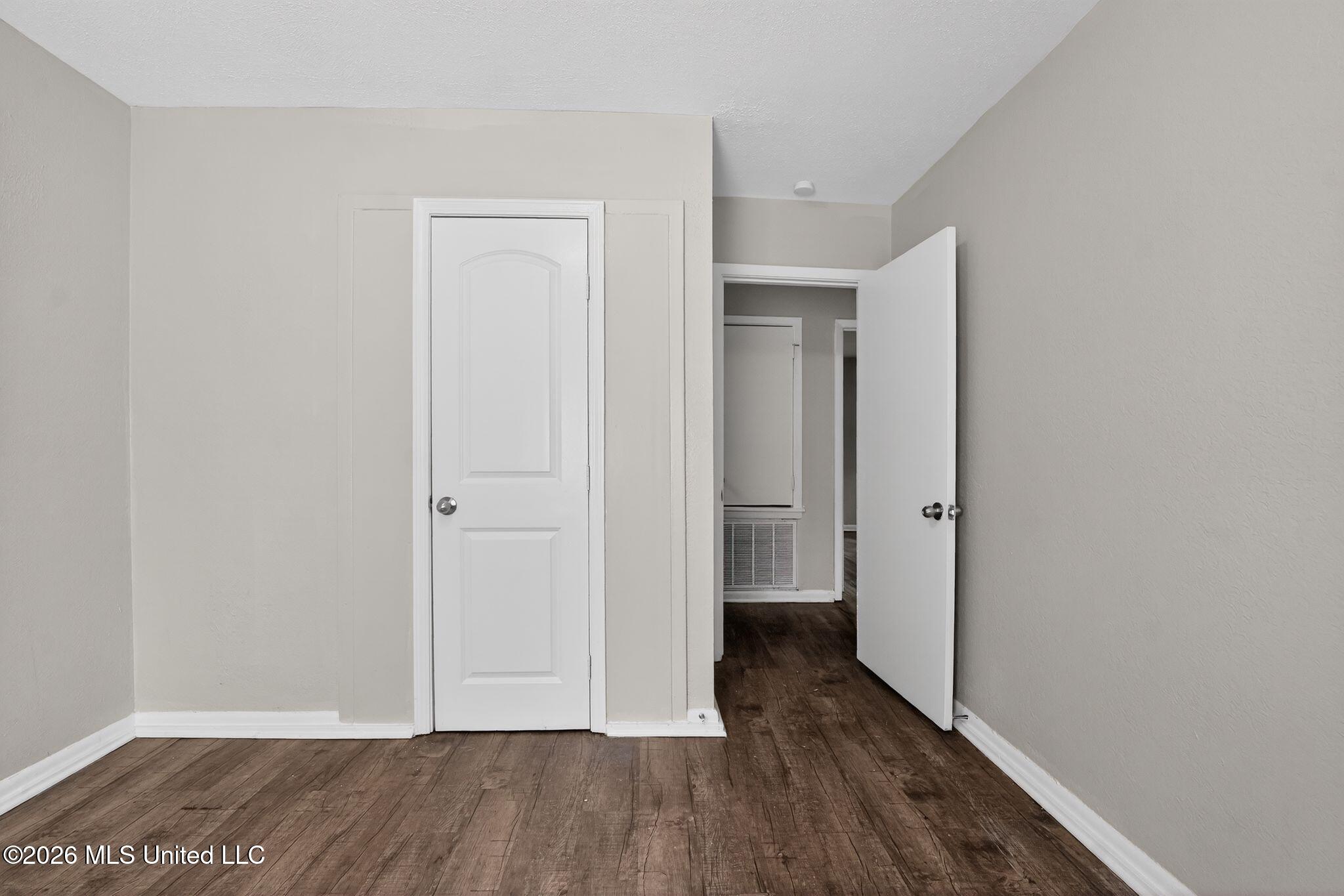 3045 Suncrest Drive Property Photo 30