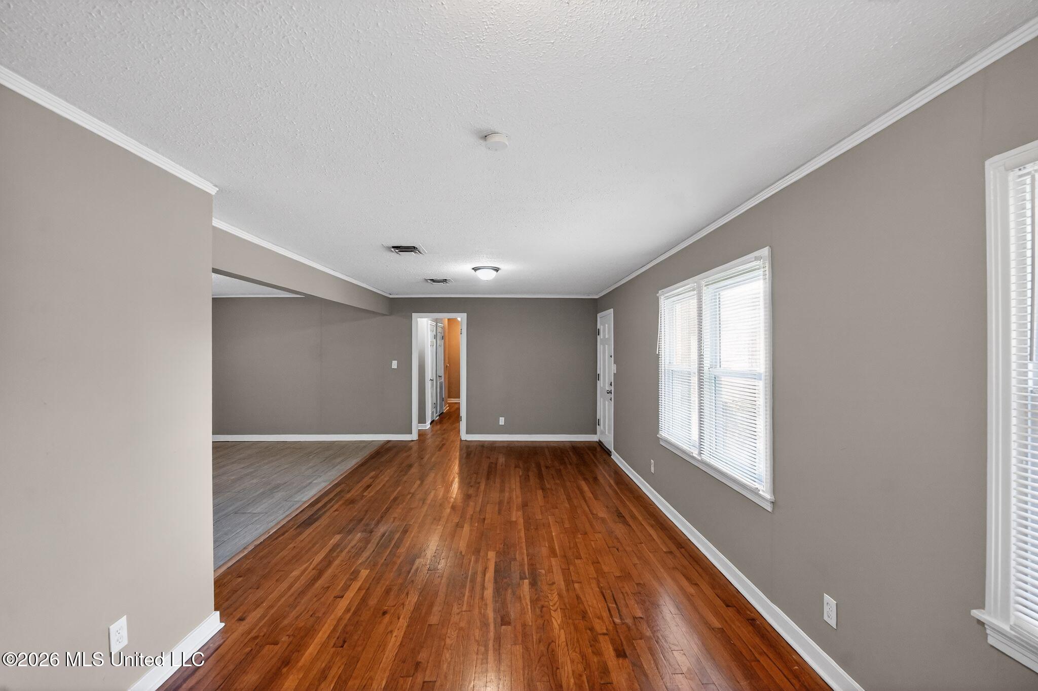 1623 Wilhurst Street Property Photo 7