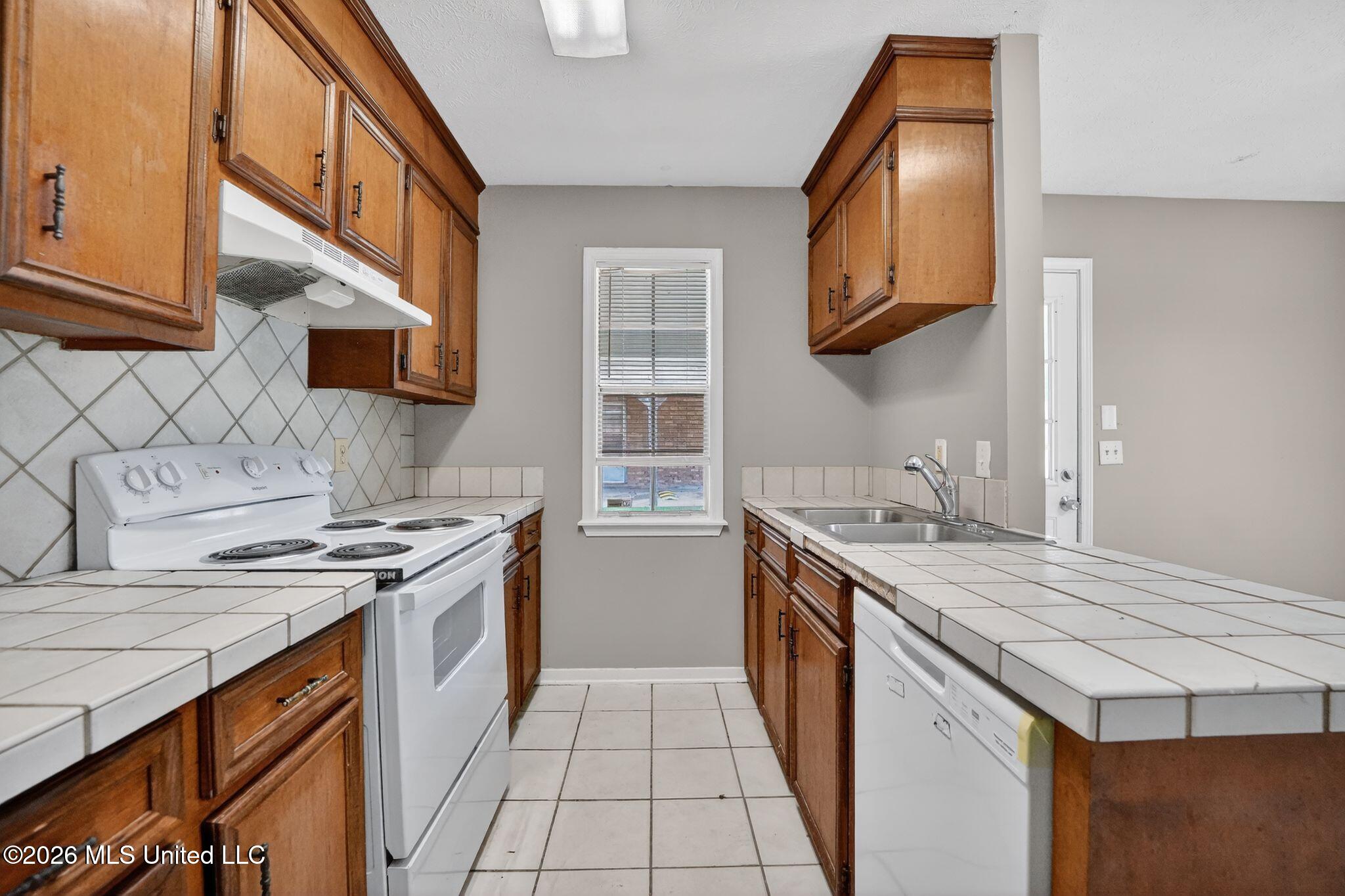 1444 Cherrie Avenue Property Photo 13
