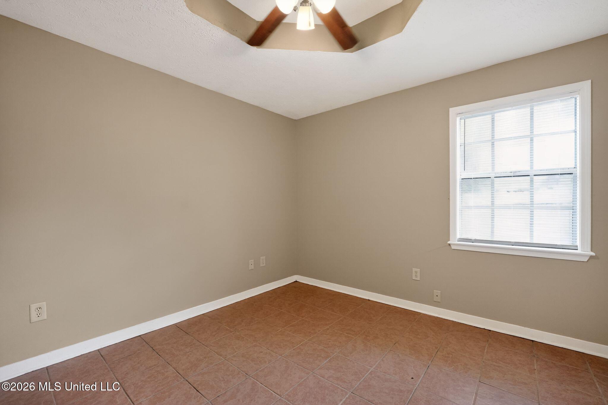 1444 Cherrie Avenue Property Photo 18