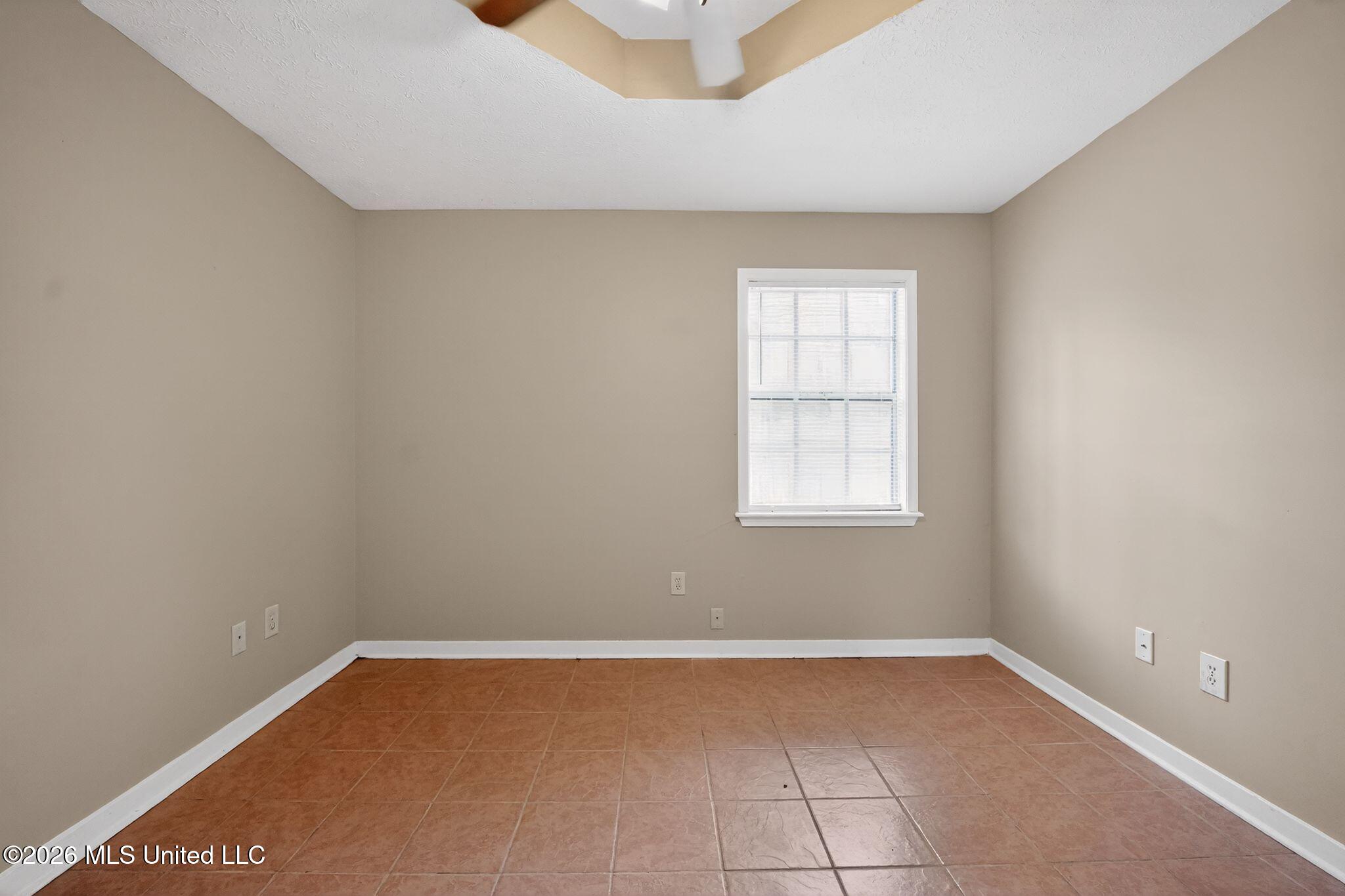 1444 Cherrie Avenue Property Photo 21