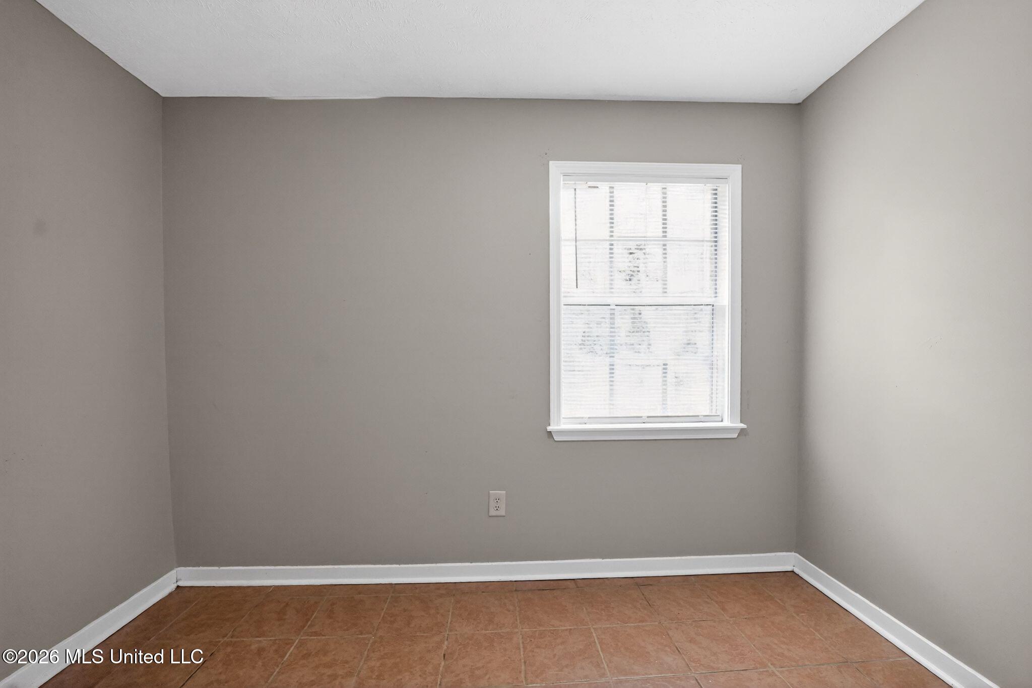 1444 Cherrie Avenue Property Photo 25
