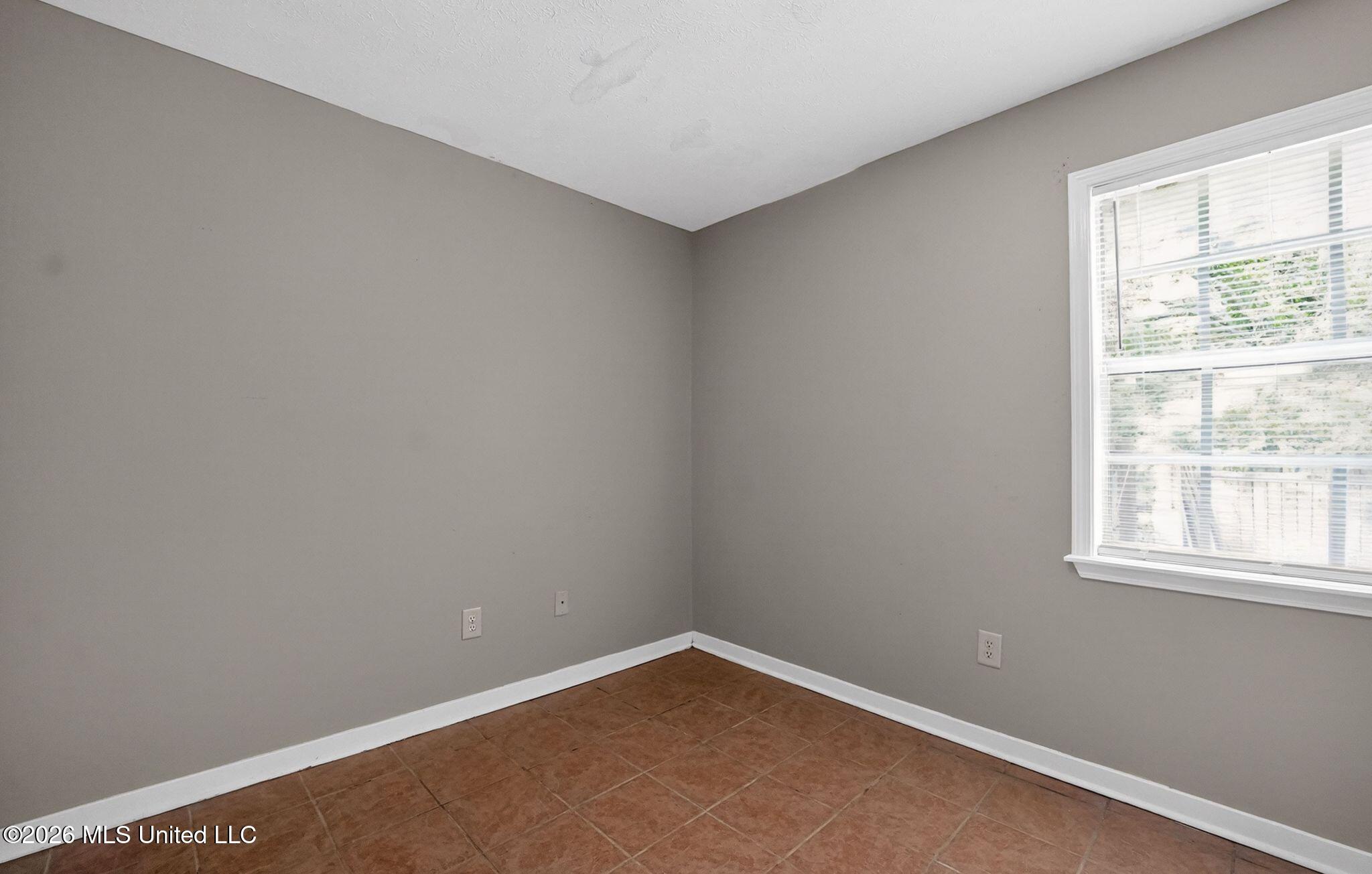 1444 Cherrie Avenue Property Photo 26