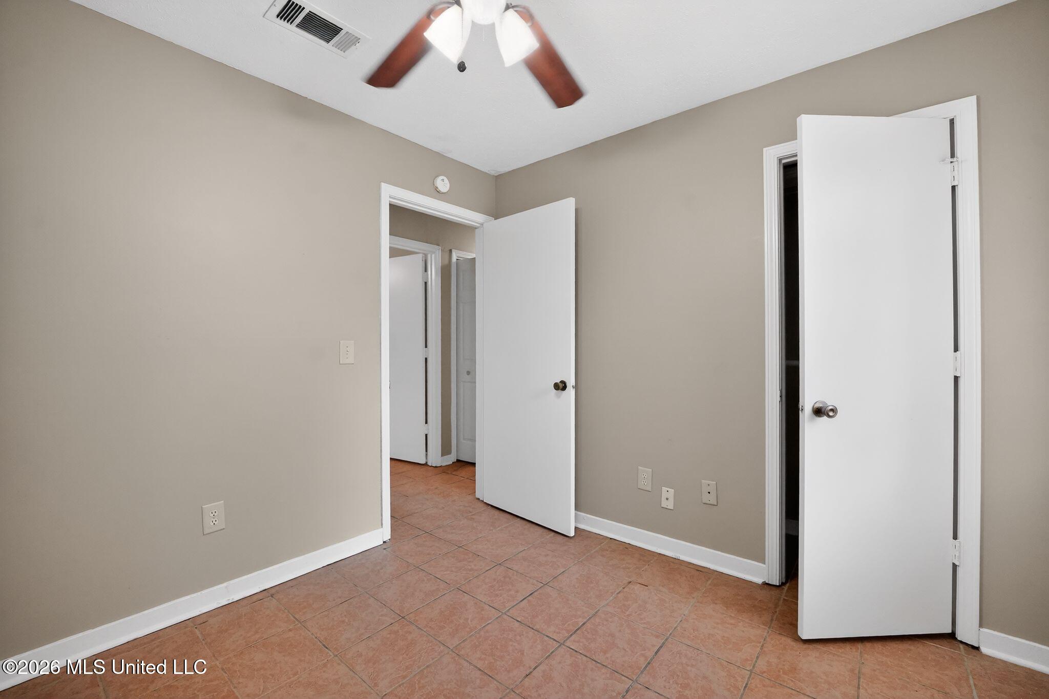 1444 Cherrie Avenue Property Photo 32