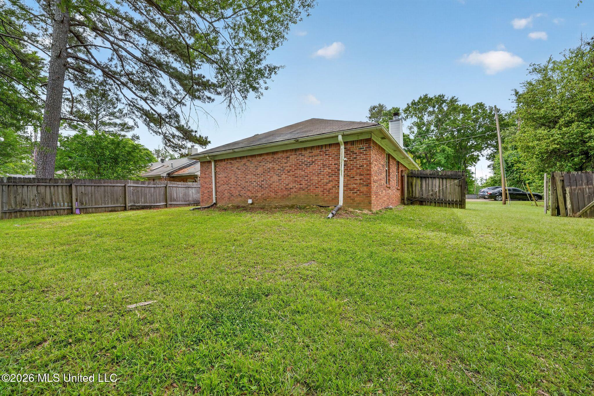 1444 Cherrie Avenue Property Photo 43