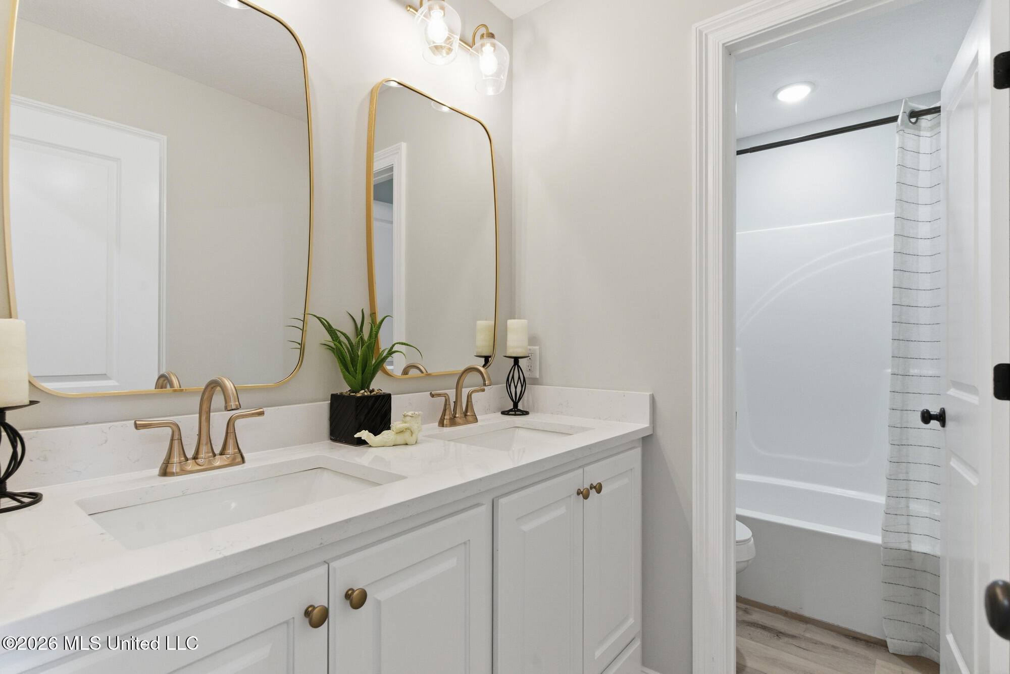 76 Meadow Breeze Road Property Photo 4