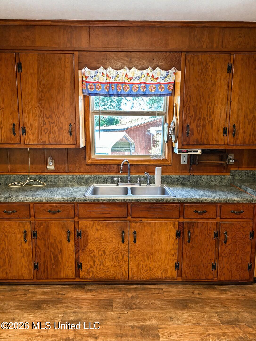 705 Grenada Boulevard Exd Property Photo 4