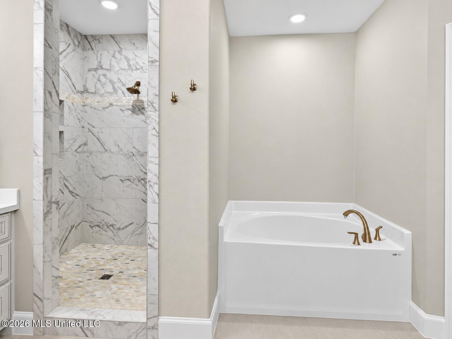 11021 Alphabet Road Property Photo 20