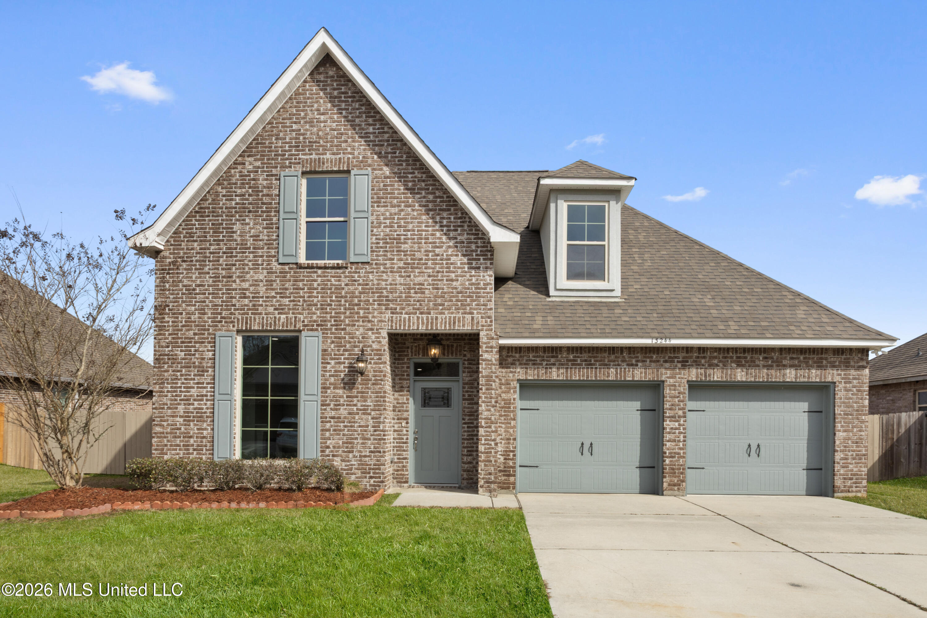 13244 River Bluff Drive Property Photo 3