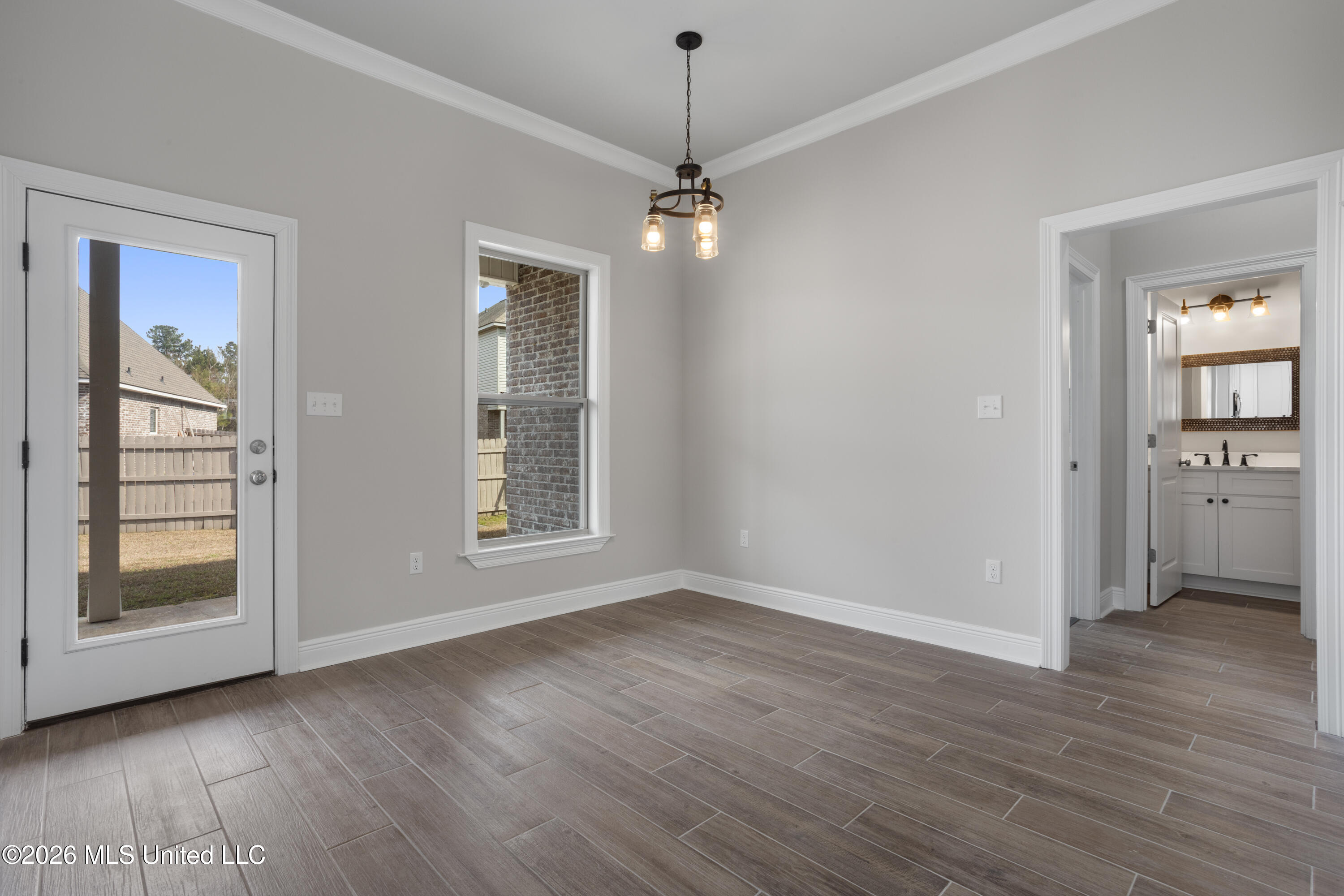 13244 River Bluff Drive Property Photo 26