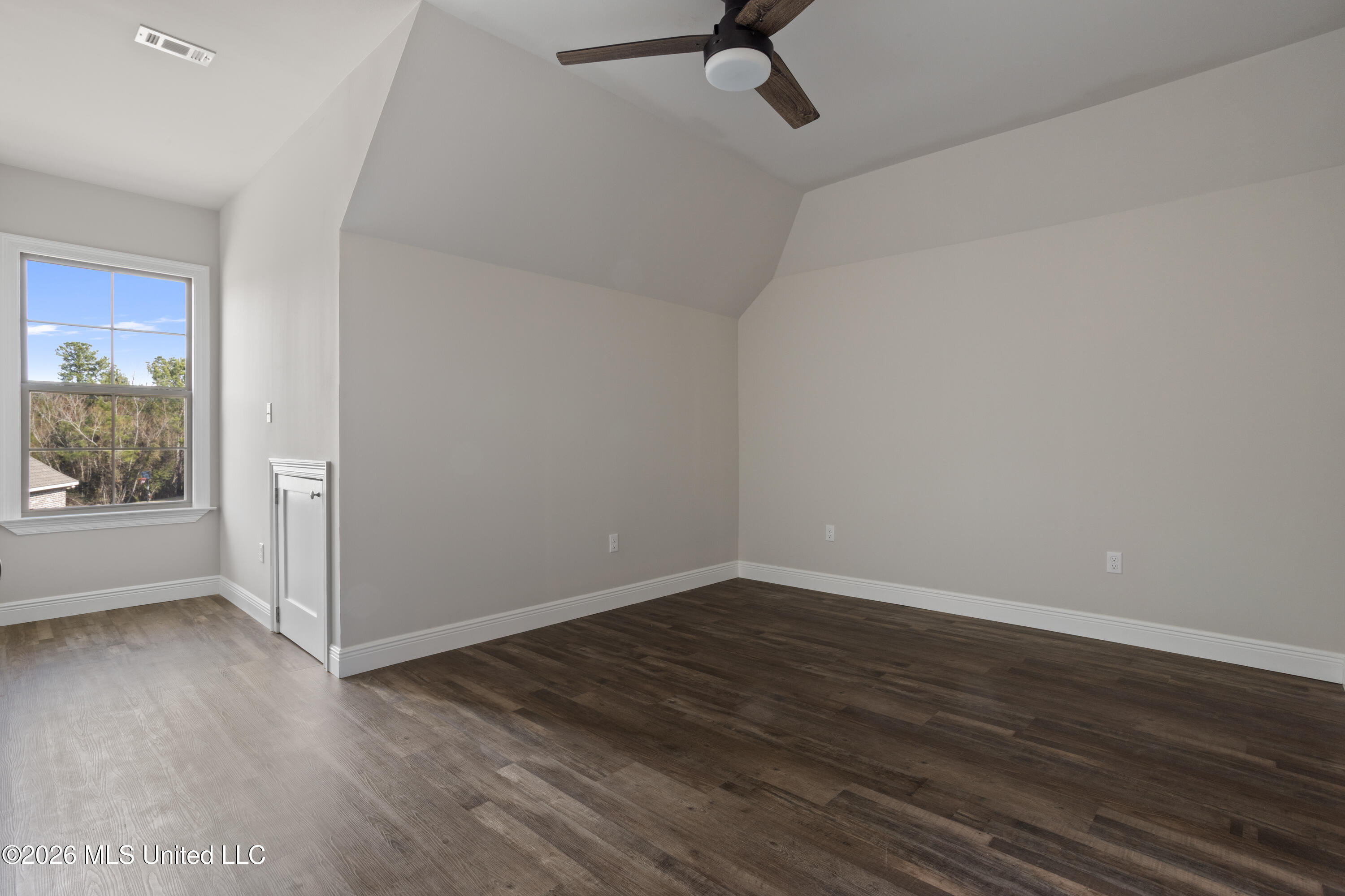 13244 River Bluff Drive Property Photo 48
