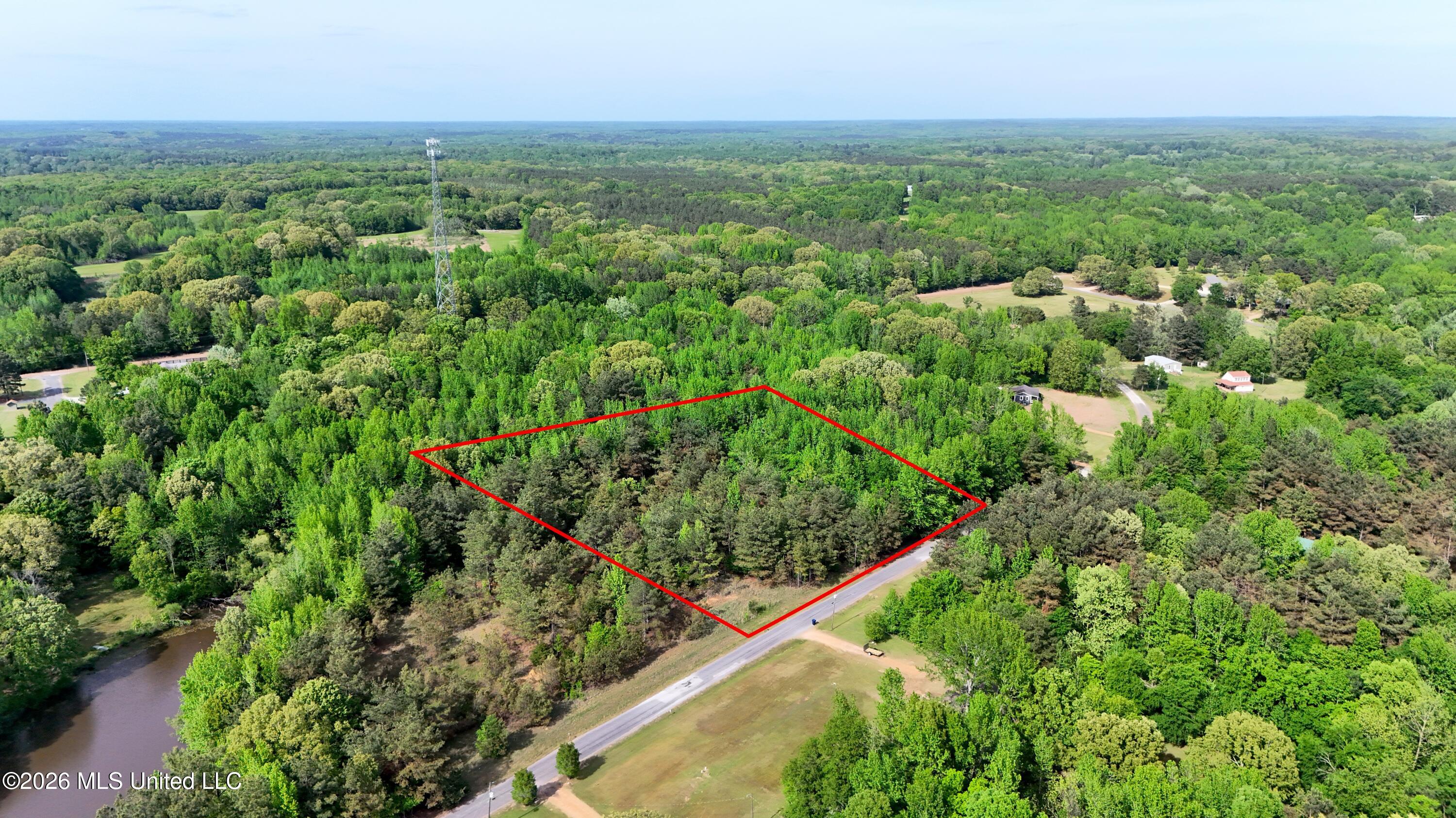 300 Beechwood Drive Property Photo 1