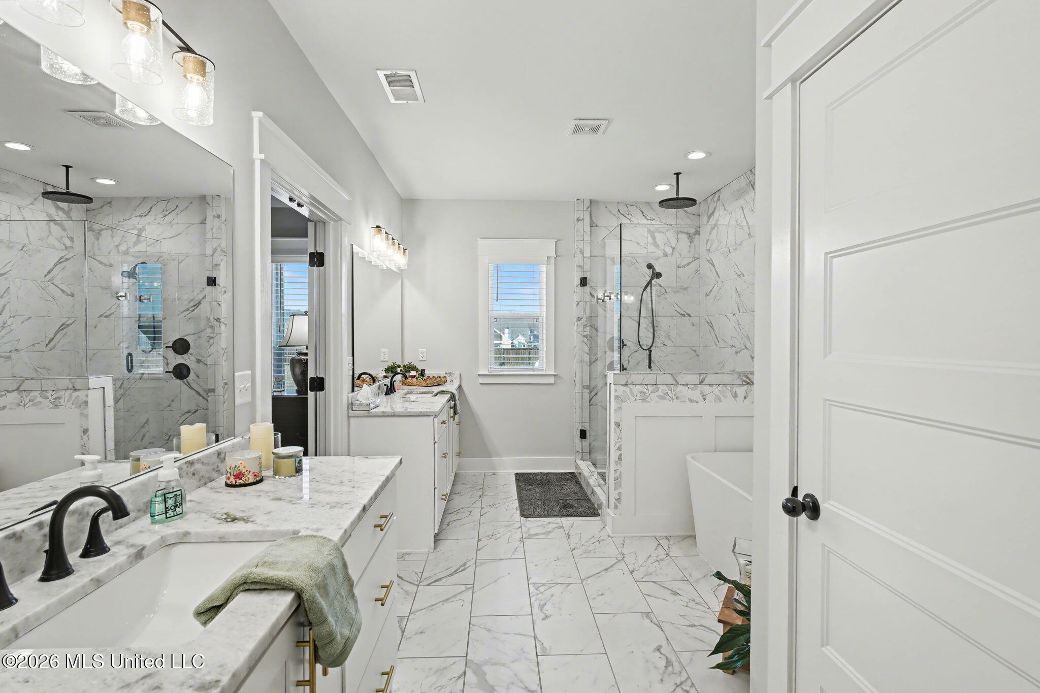 2332 Slocum Road Property Photo 6