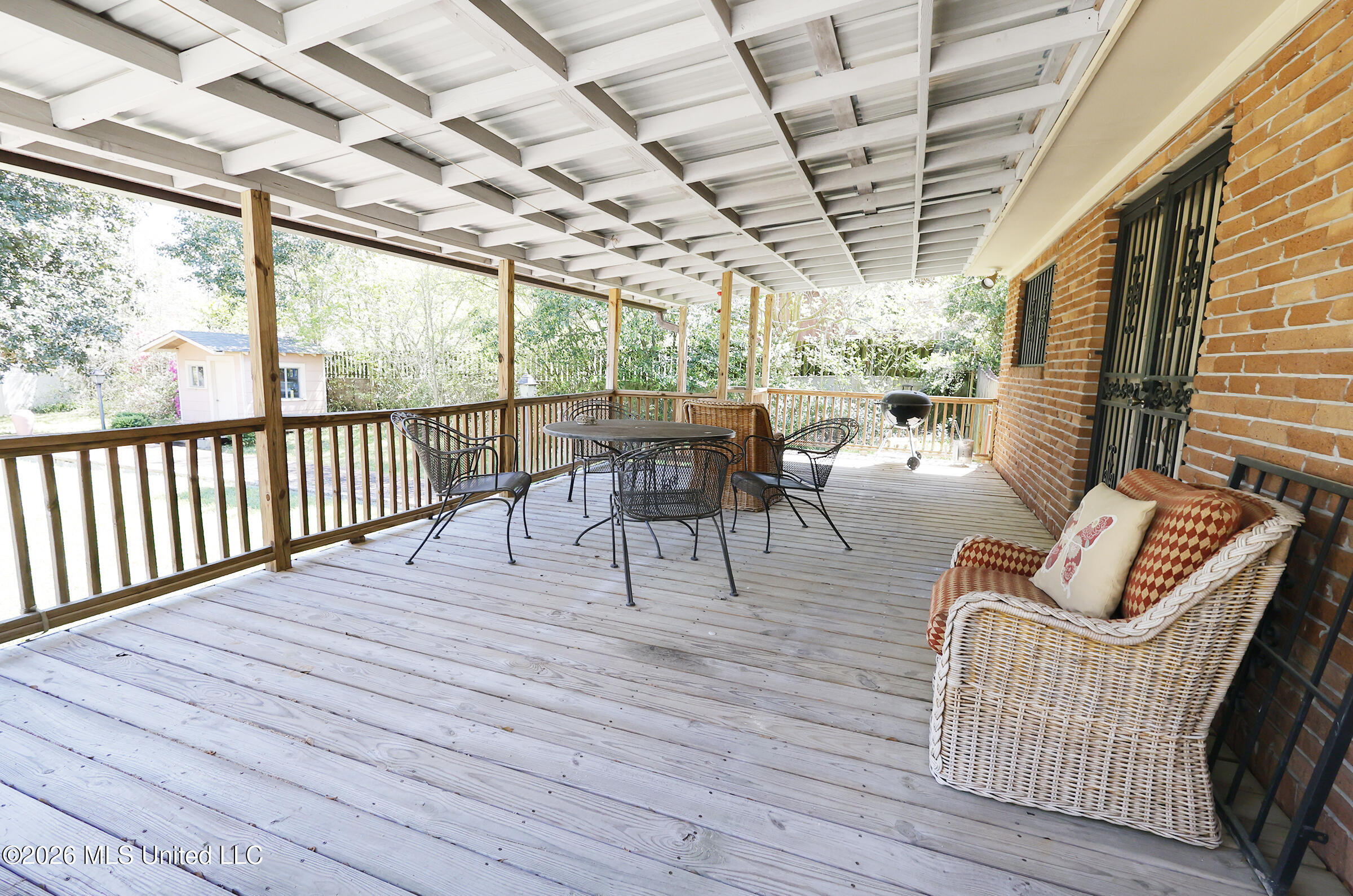 201 Sinclair Street Property Photo 2