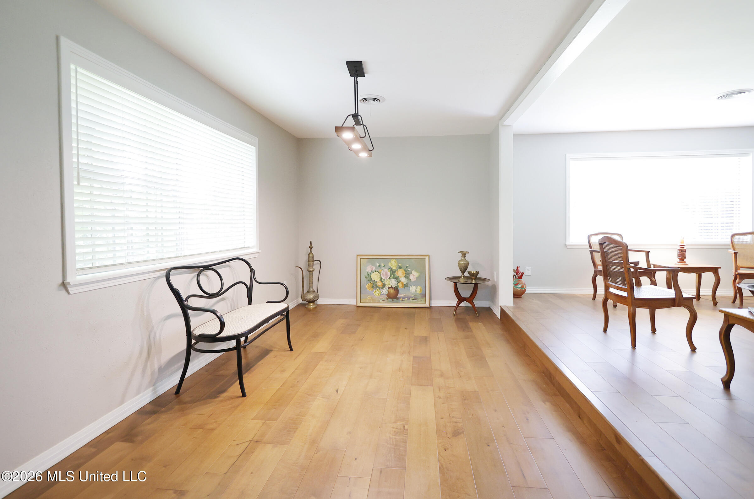 201 Sinclair Street Property Photo 8
