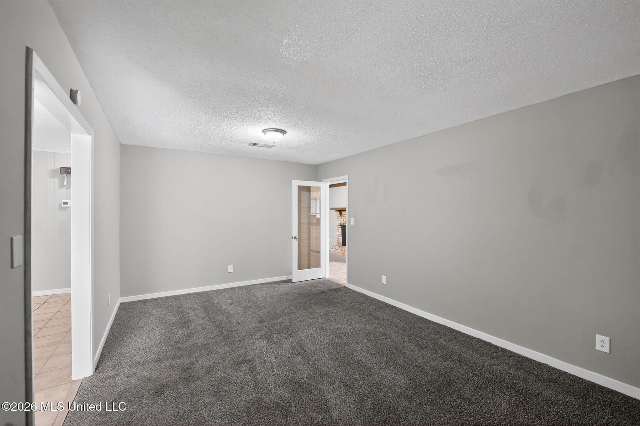 2174 Monaco Street Property Photo 7