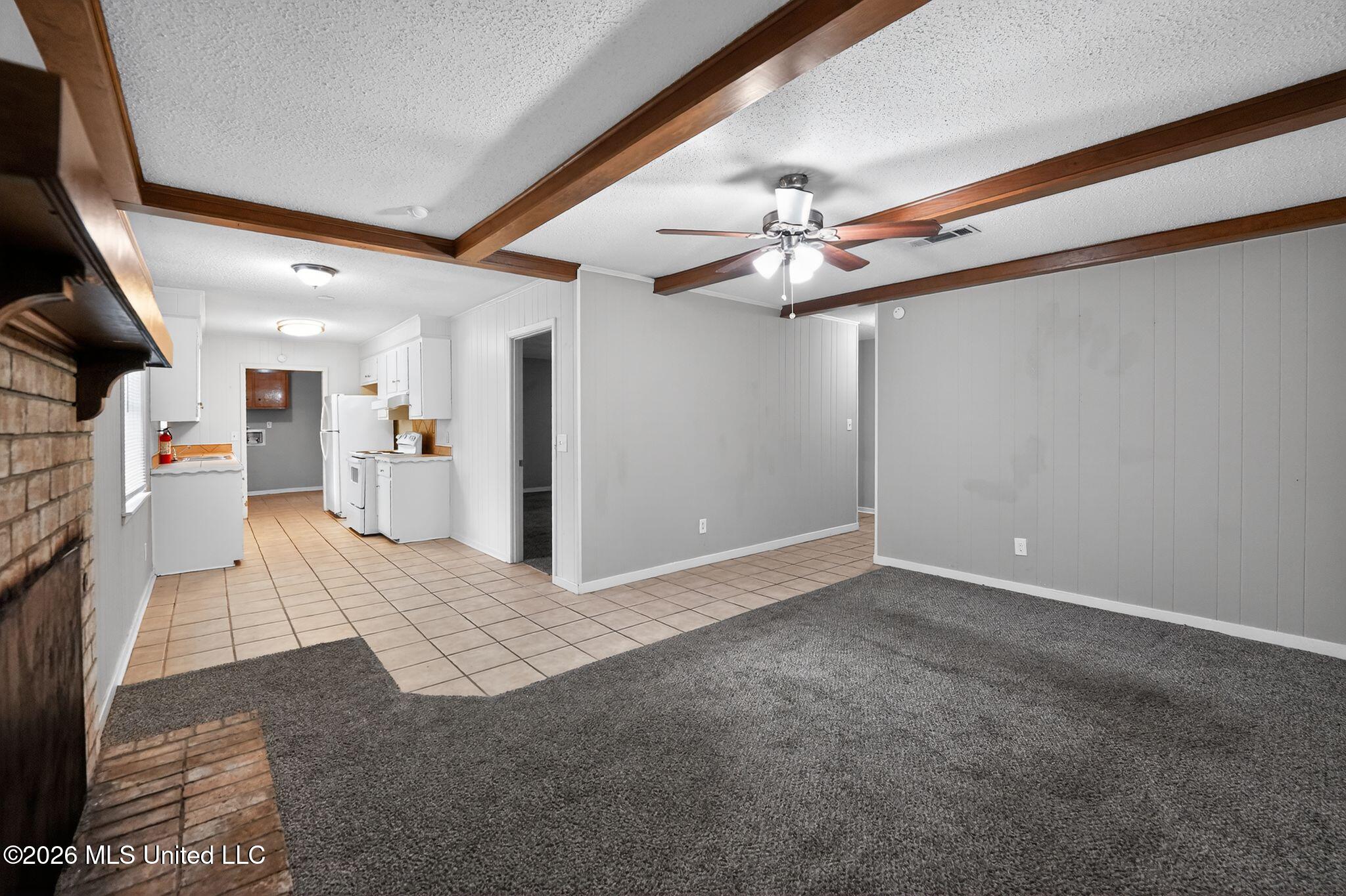 2174 Monaco Street Property Photo 11