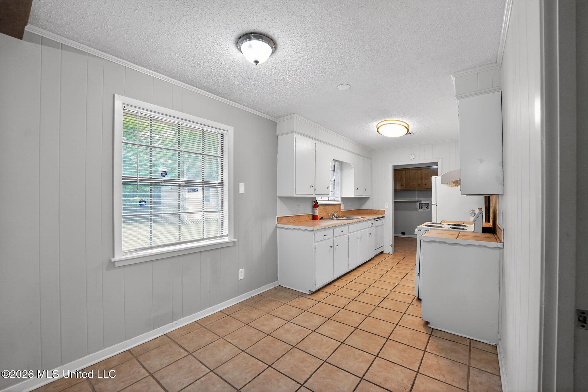 2174 Monaco Street Property Photo 15