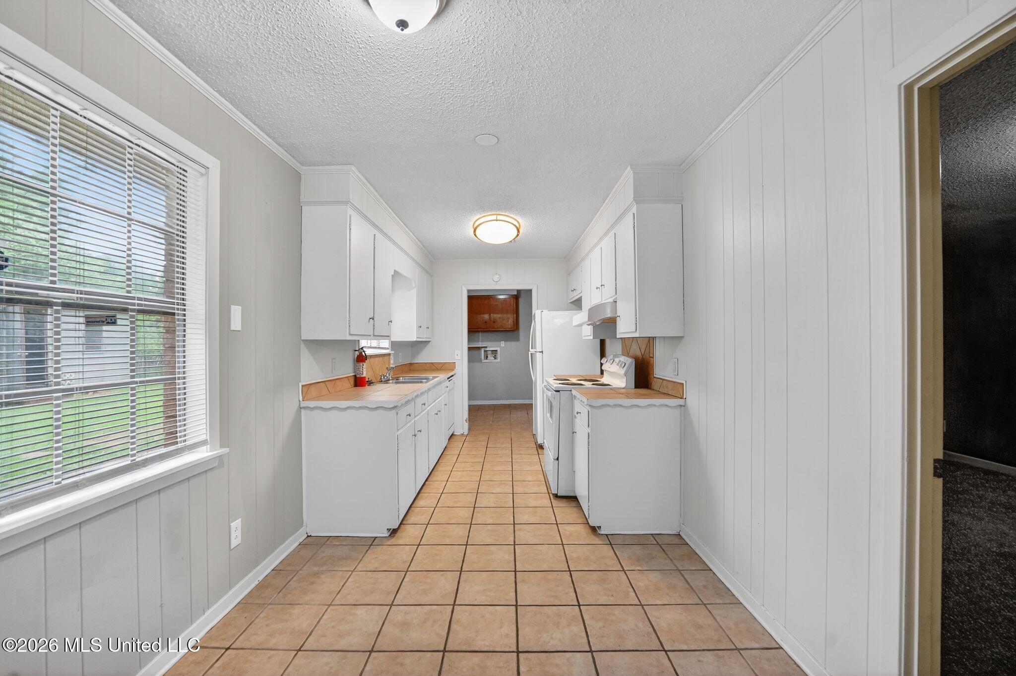 2174 Monaco Street Property Photo 19