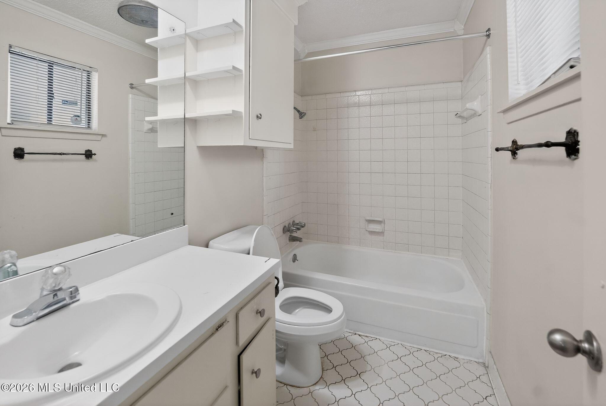 2174 Monaco Street Property Photo 35
