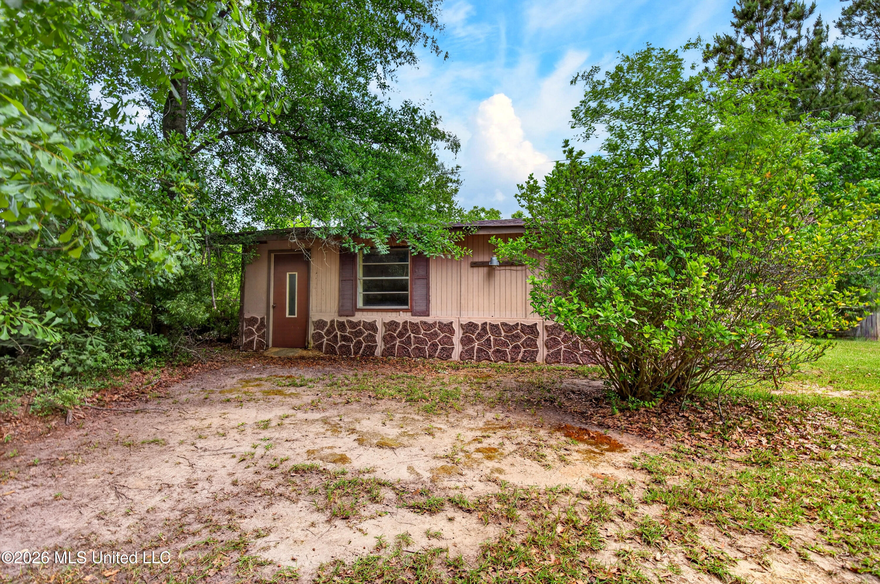 303 Varnado Avenue Property Photo 10