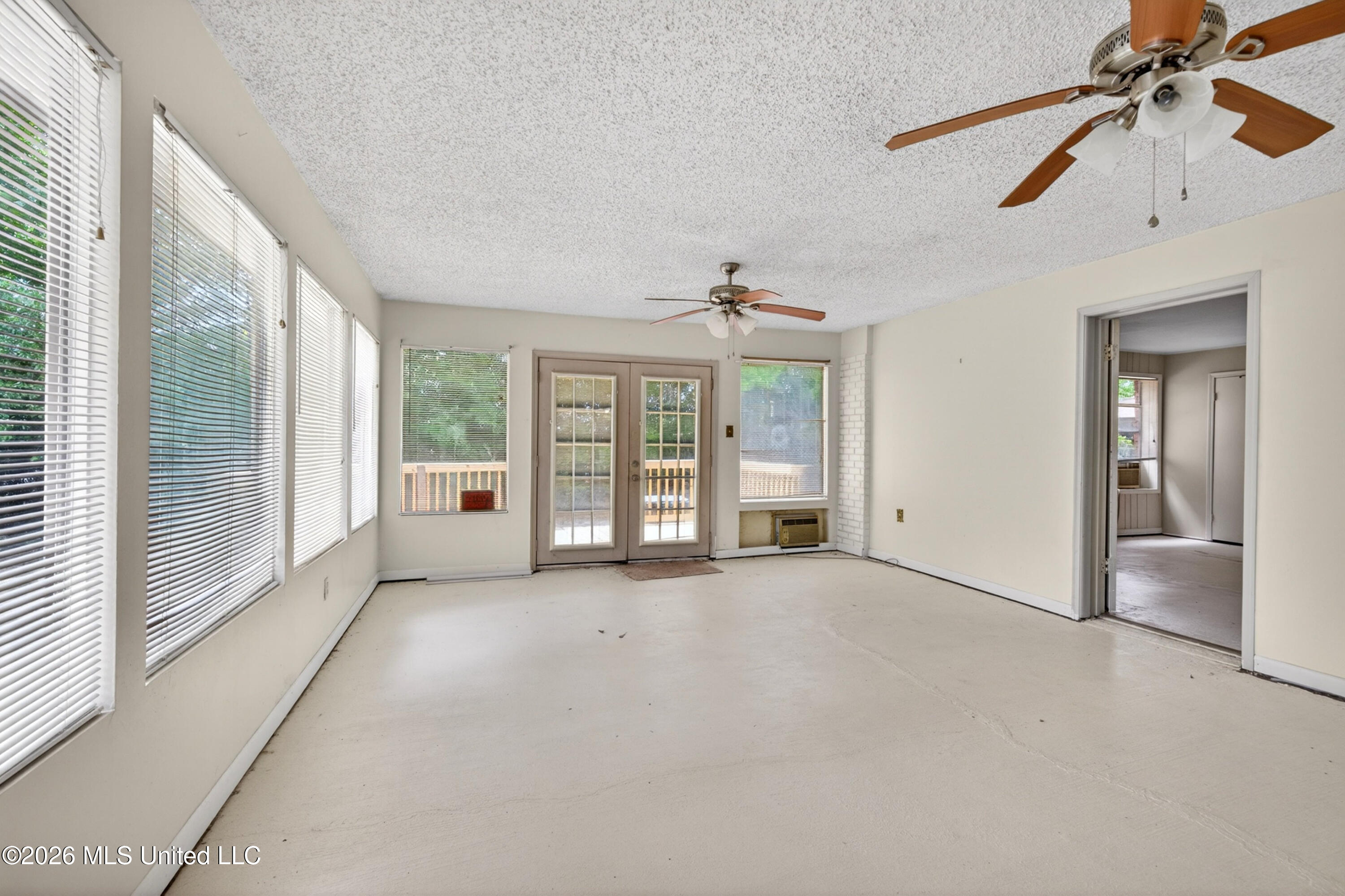303 Varnado Avenue Property Photo 14