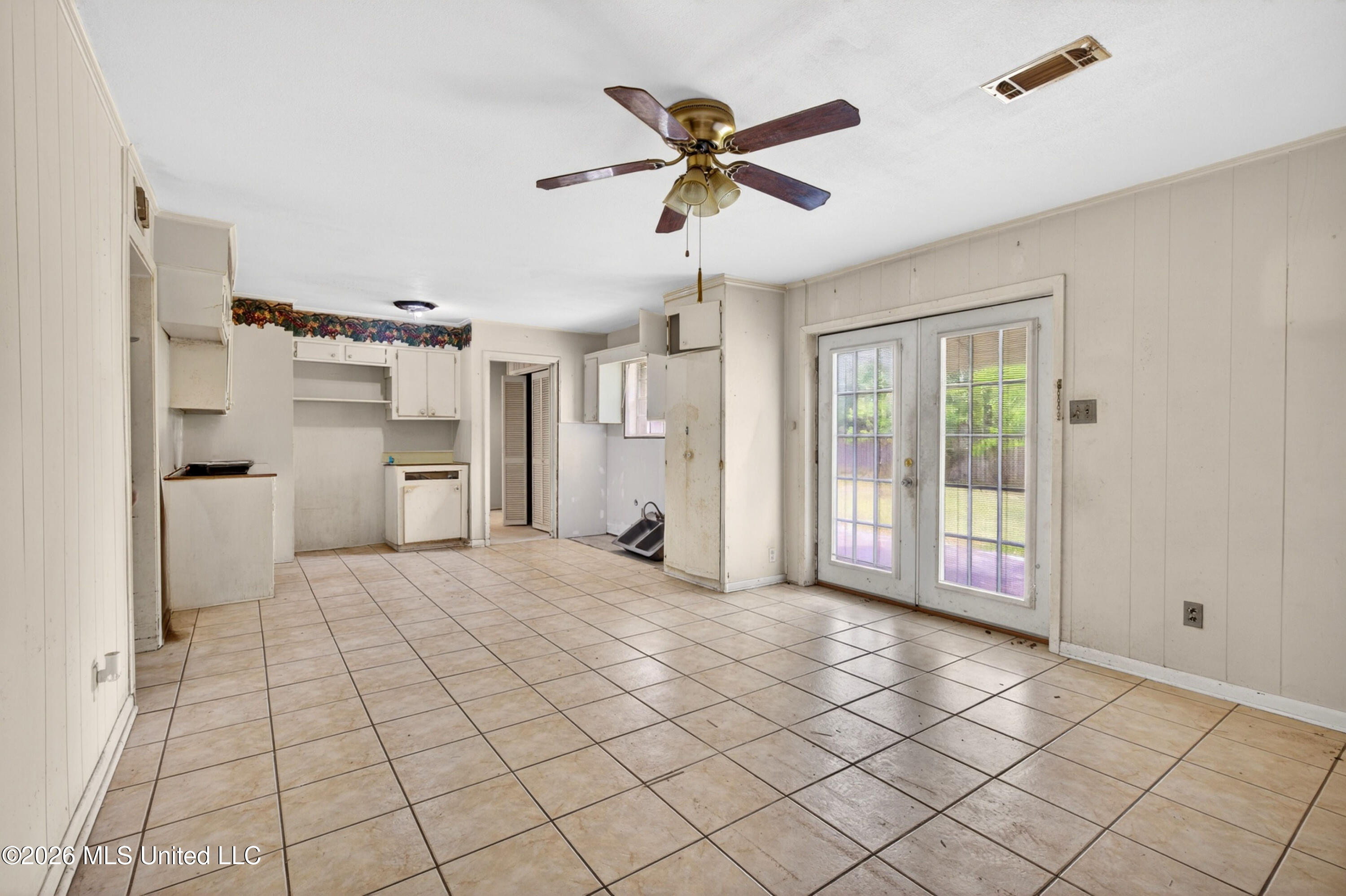 303 Varnado Avenue Property Photo 20