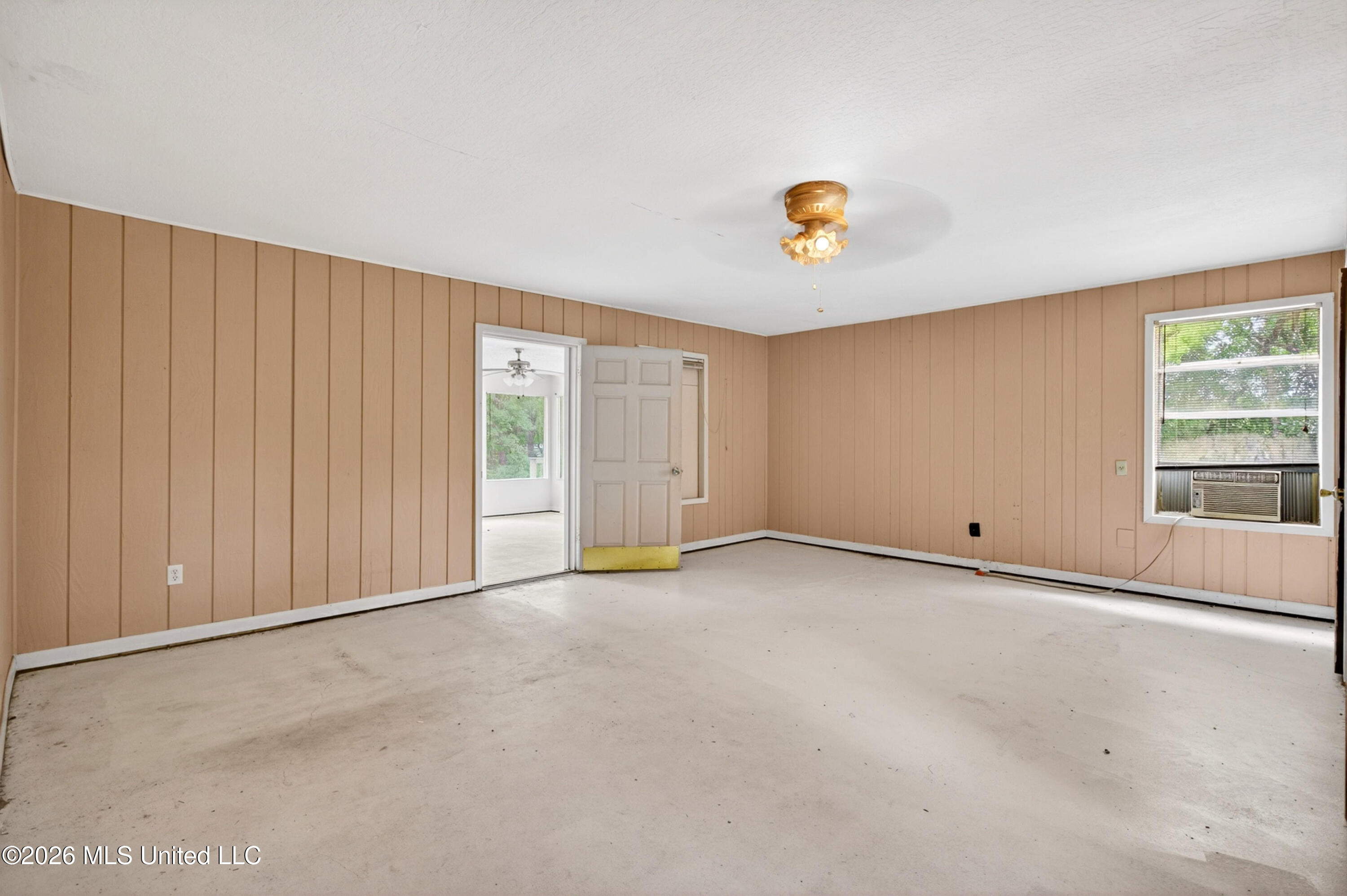 303 Varnado Avenue Property Photo 23