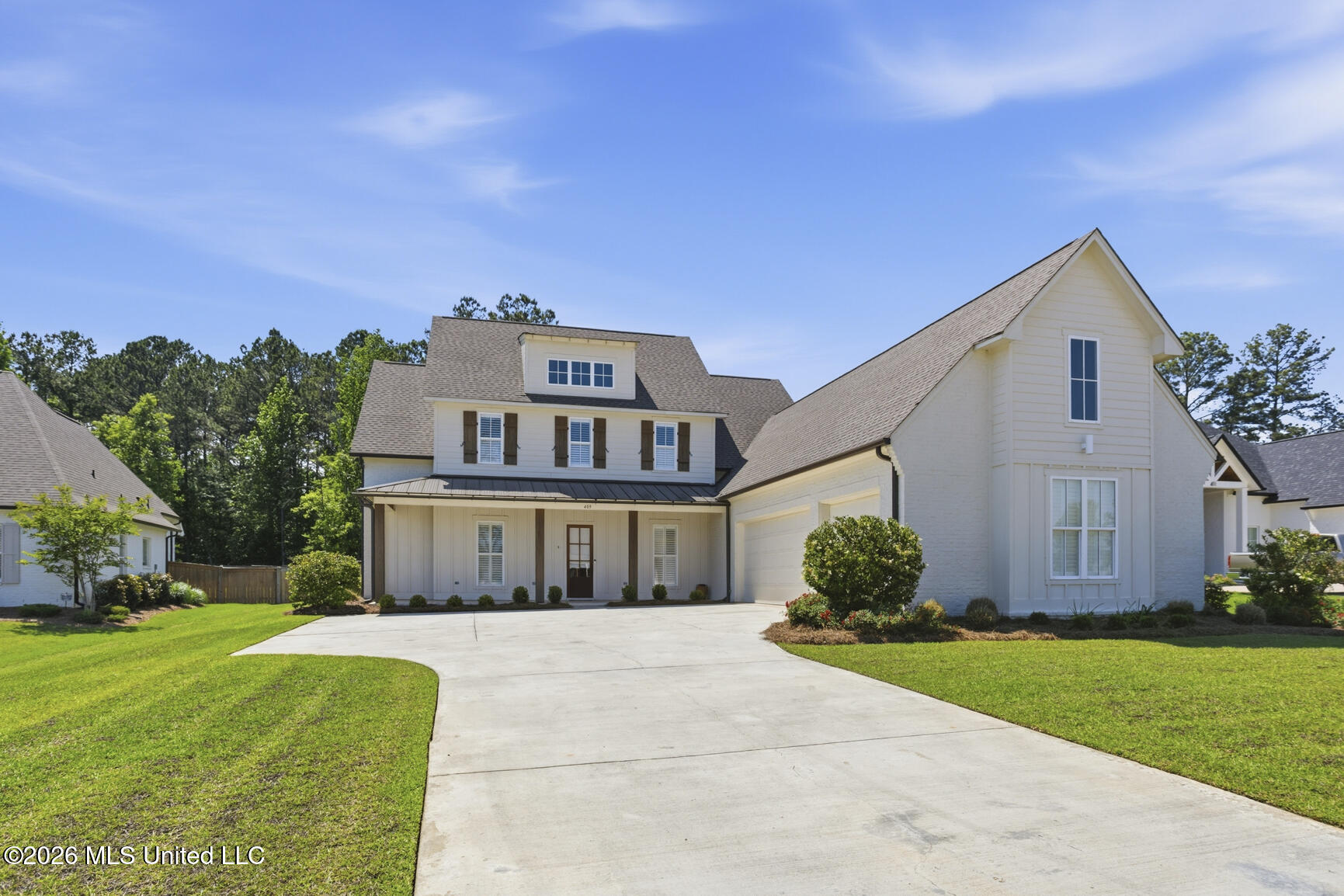 409 W Oak Circle Property Photo 1