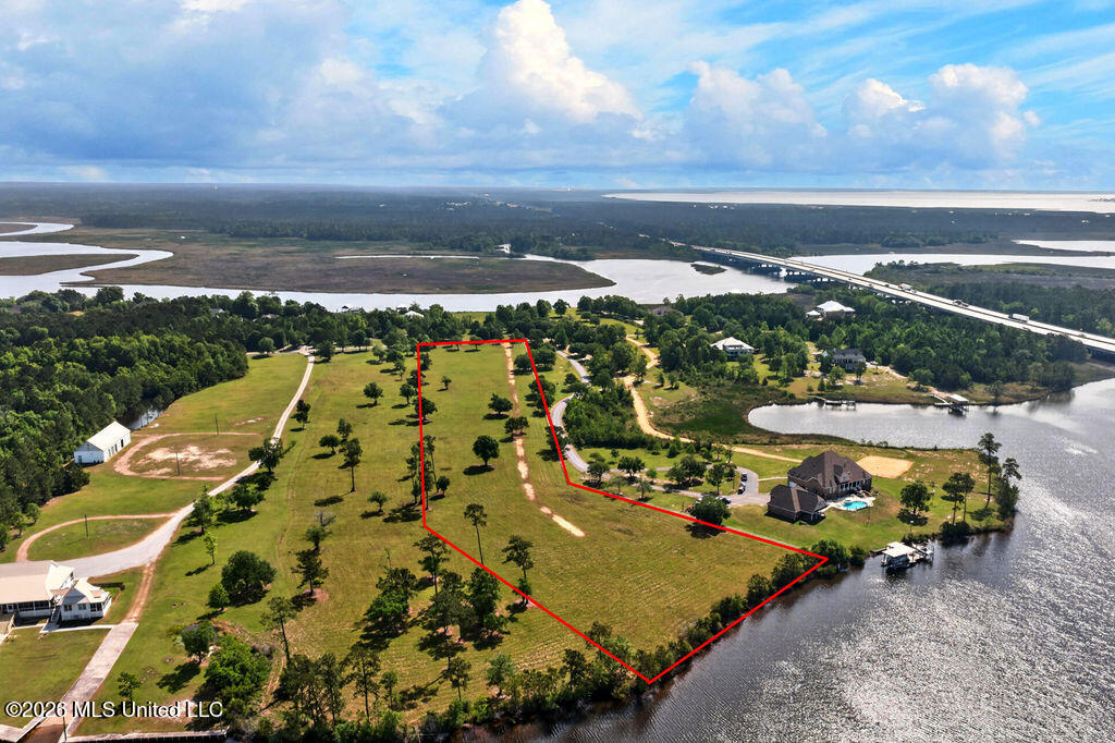 Jordan Bluff Drive Property Photo 12
