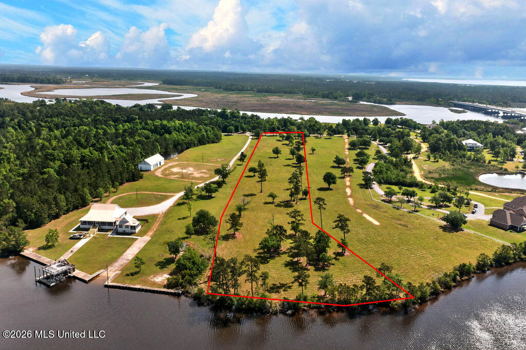 Jordan Bluff Drive Property Photo 2