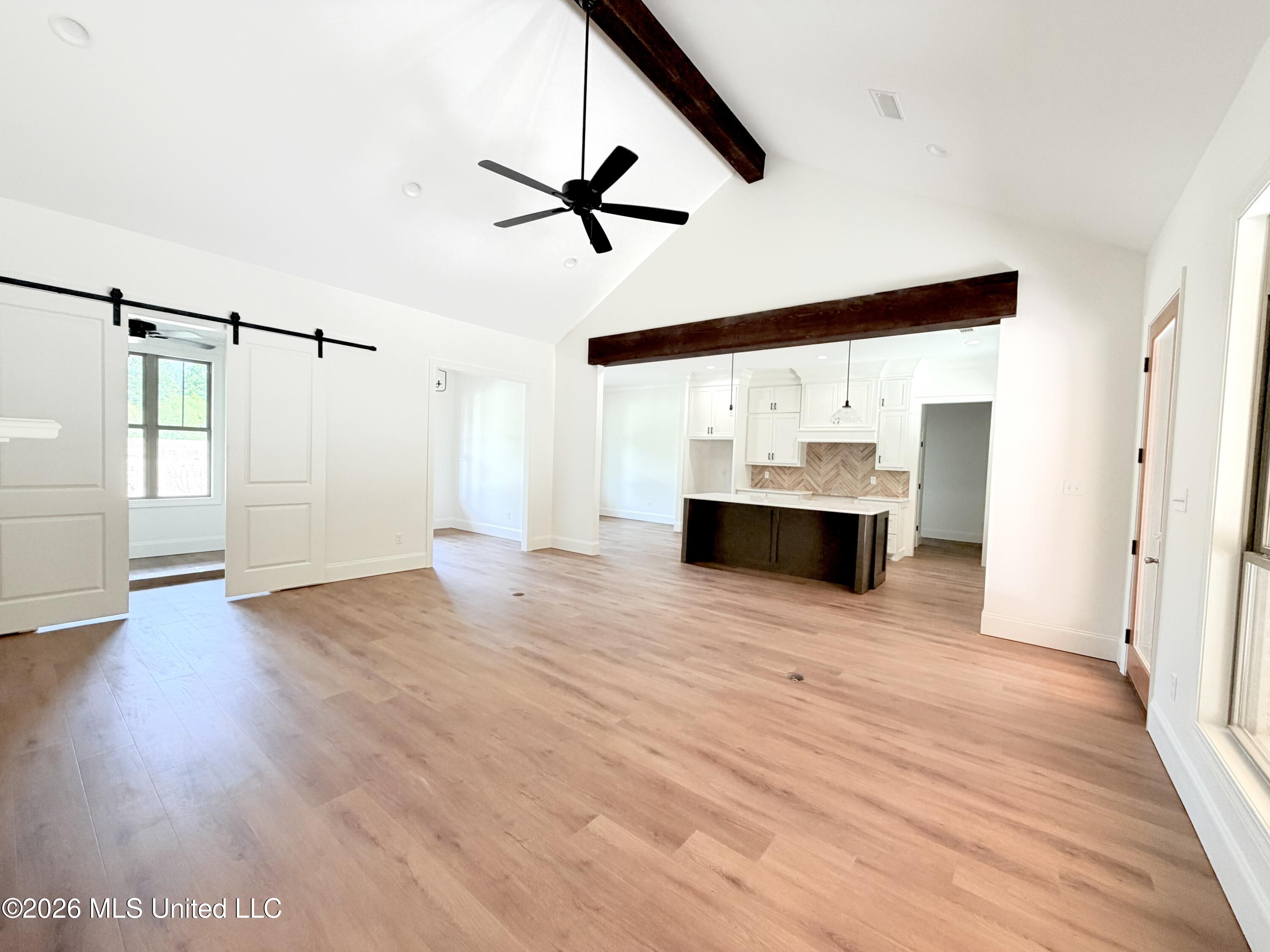 104 Plainview Drive Property Photo 7