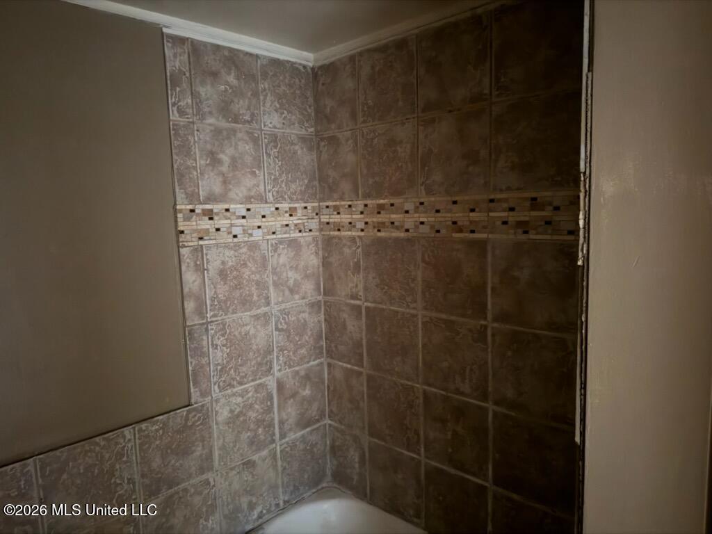 501 Lee Street Property Photo 3