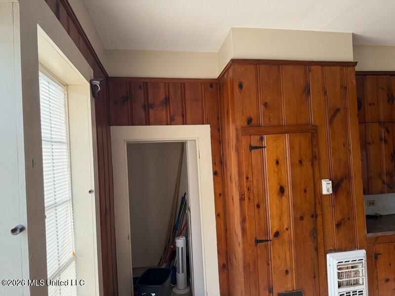 501 Lee Street Property Photo 14
