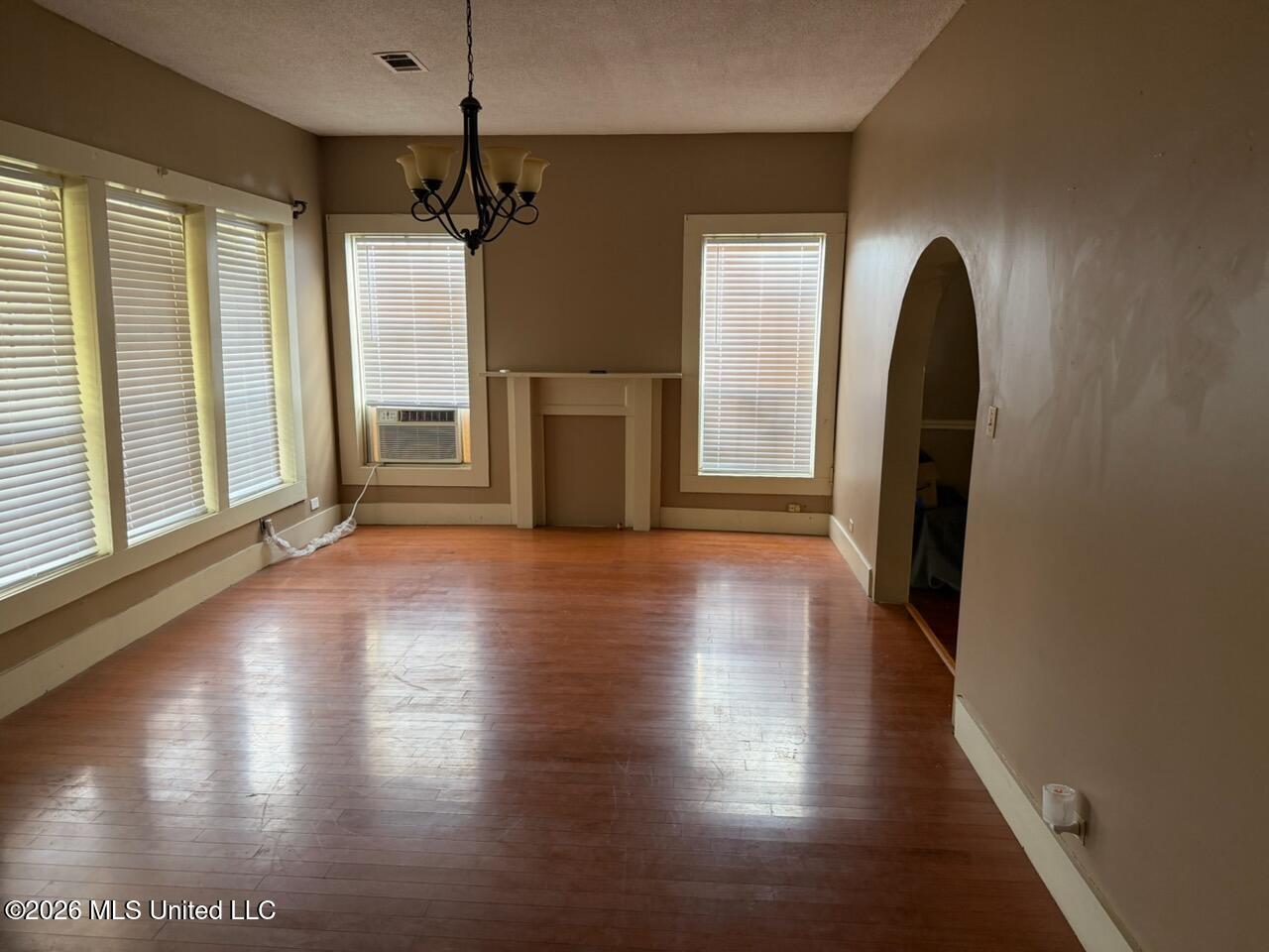 501 Lee Street Property Photo 15