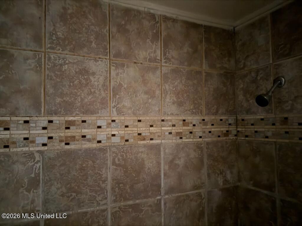 501 Lee Street Property Photo 16