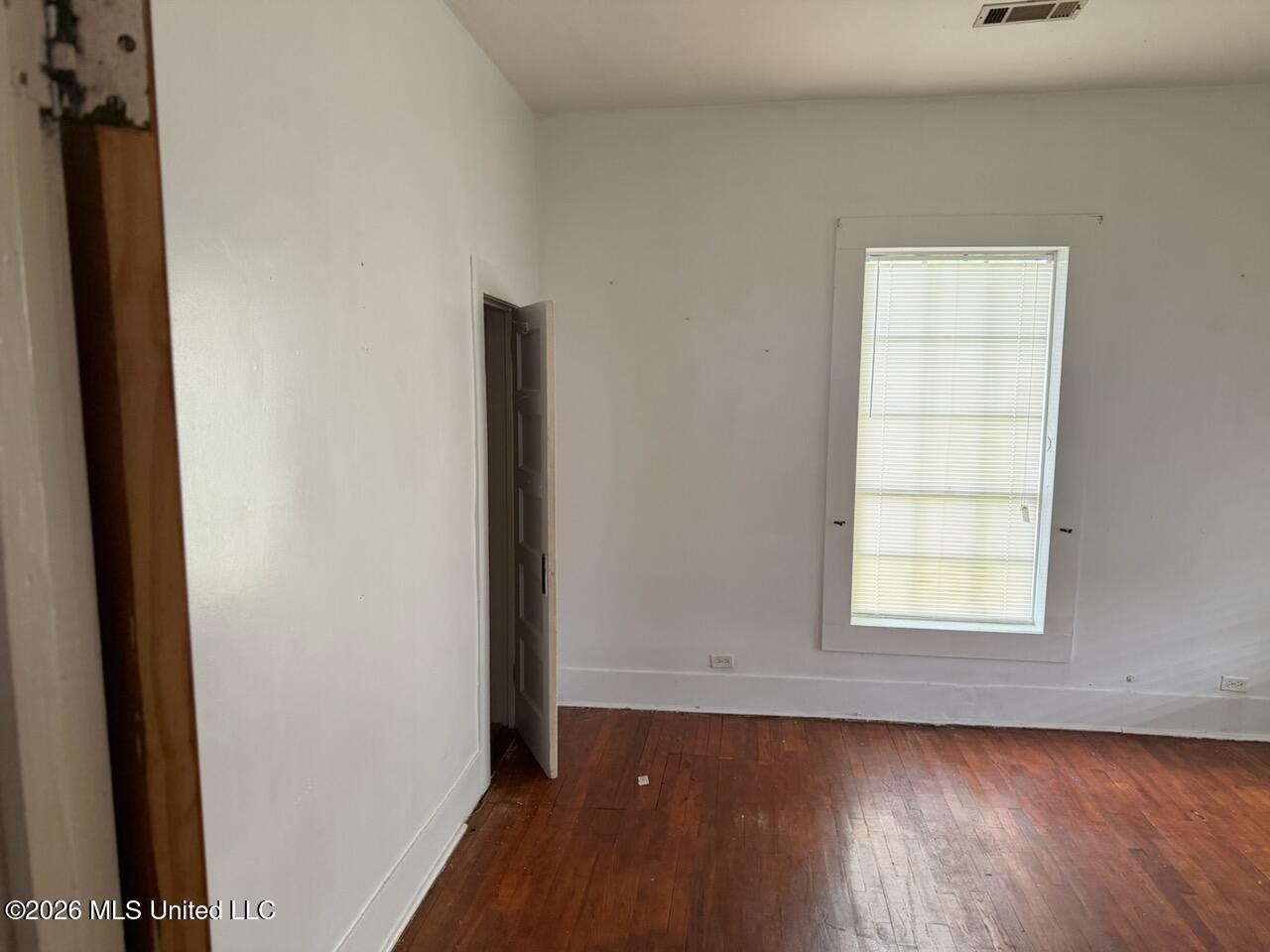 501 Lee Street Property Photo 18