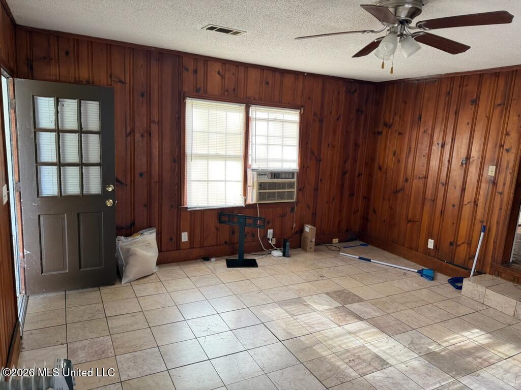 501 Lee Street Property Photo 28