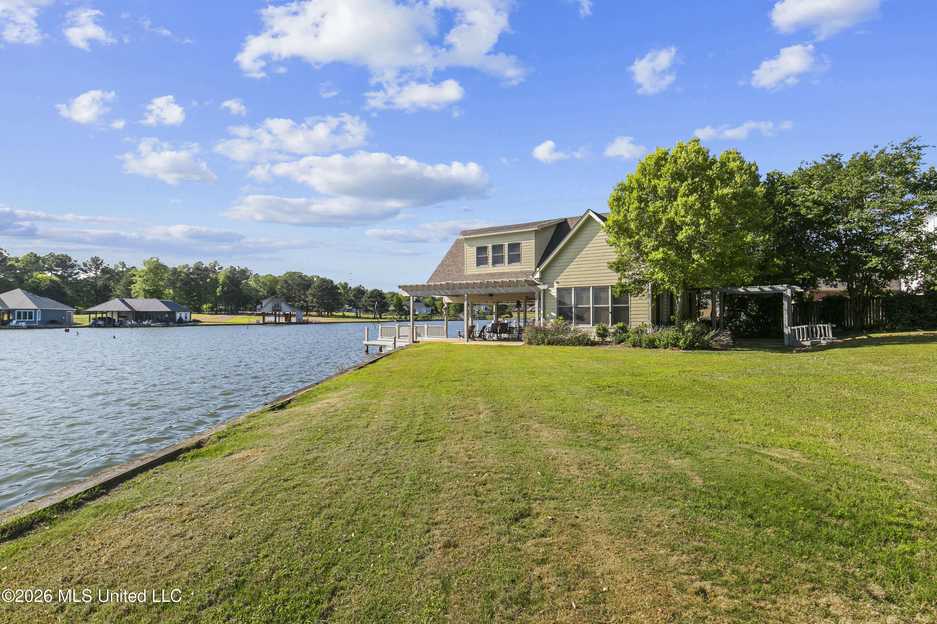 100 Northshore Point Property Photo 2