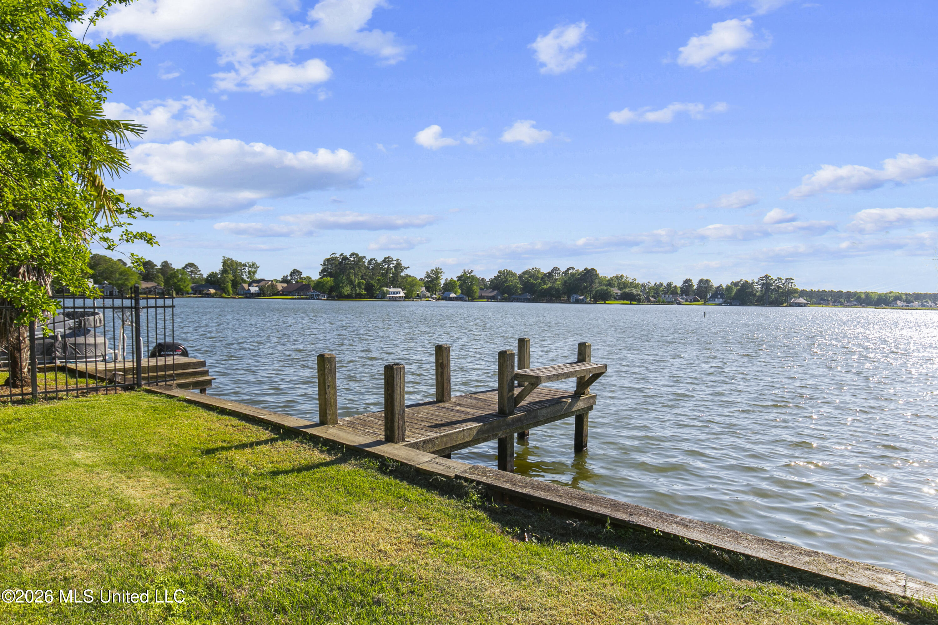 100 Northshore Point Property Photo 16