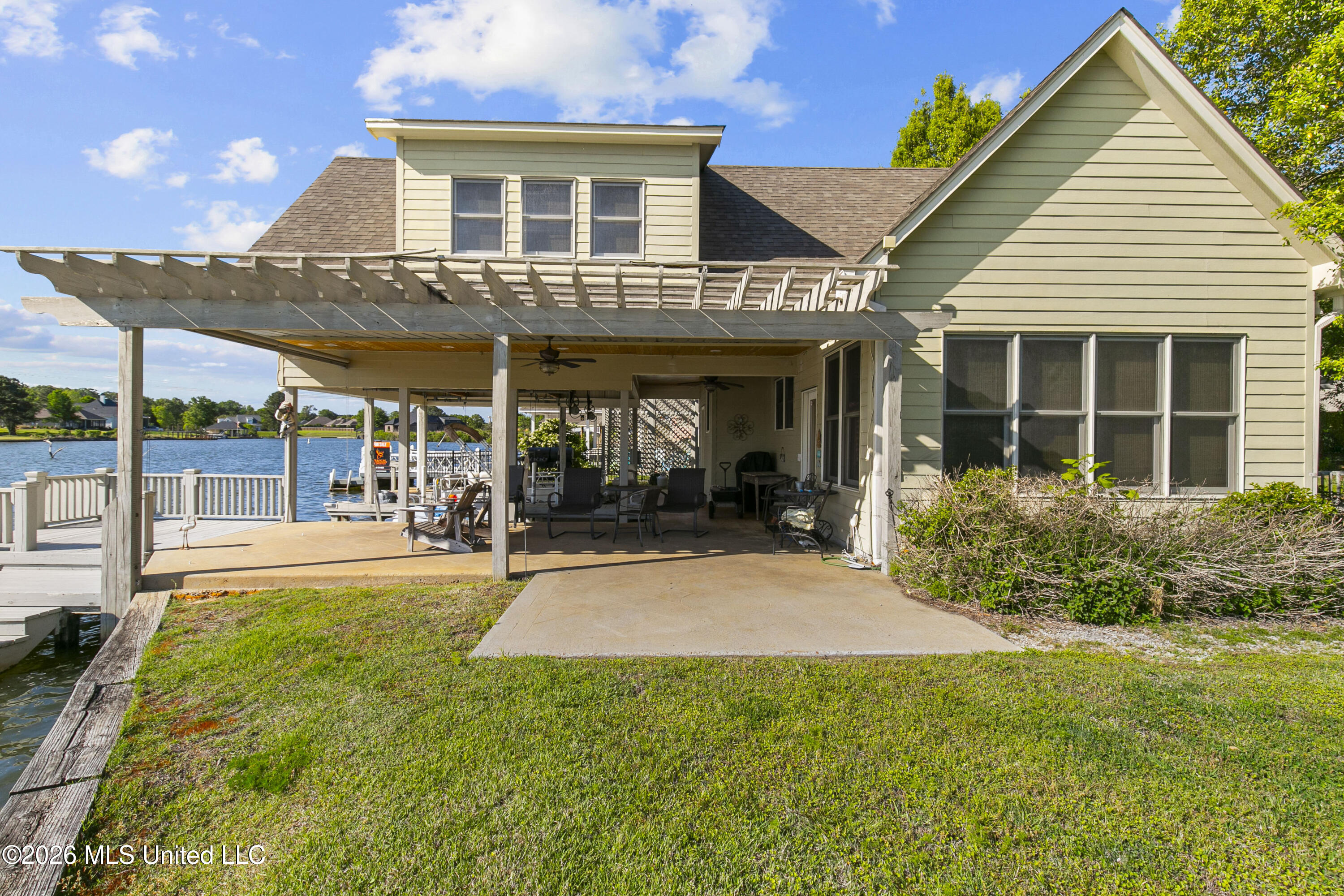 100 Northshore Point Property Photo 17