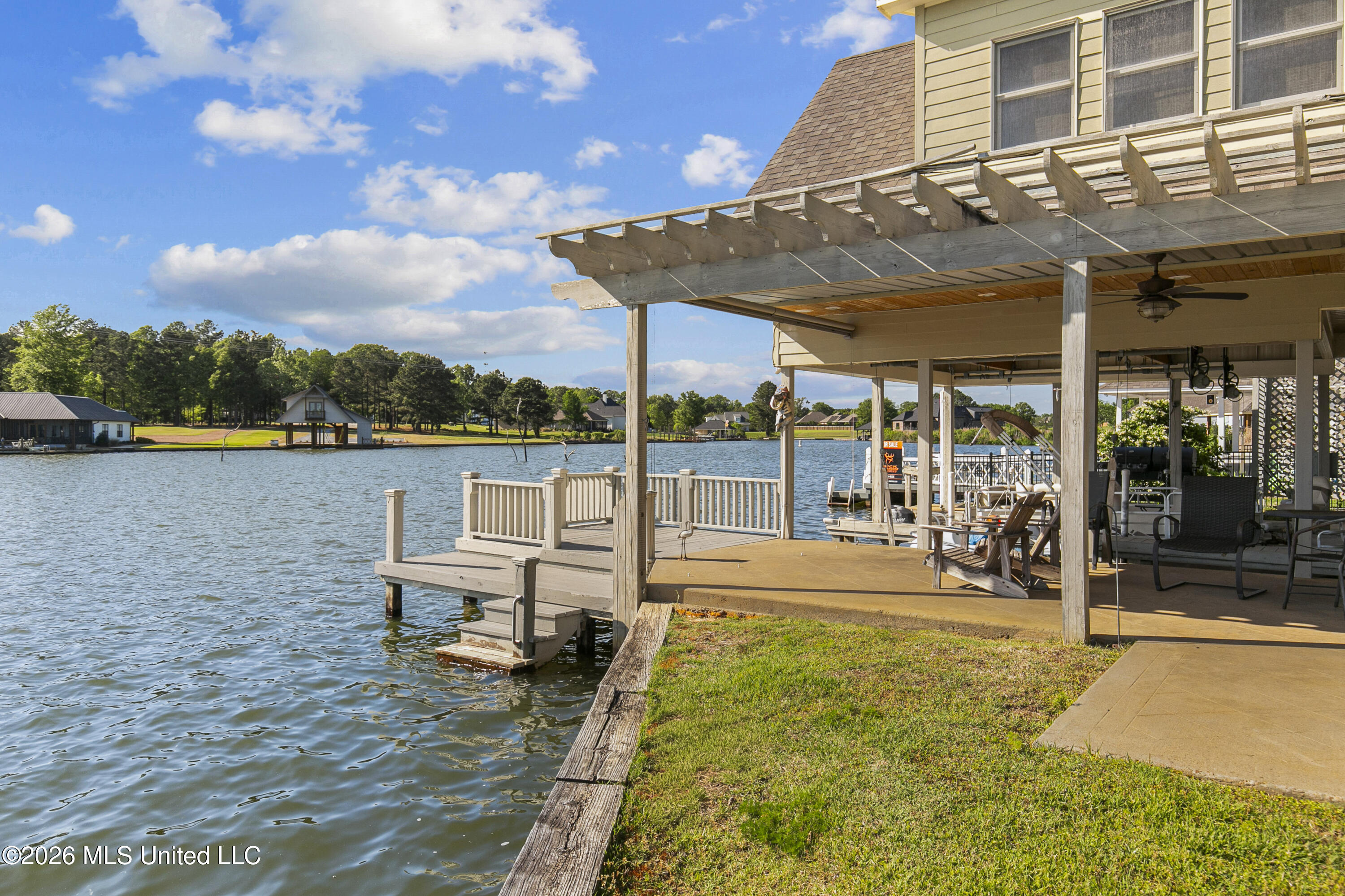 100 Northshore Point Property Photo 18