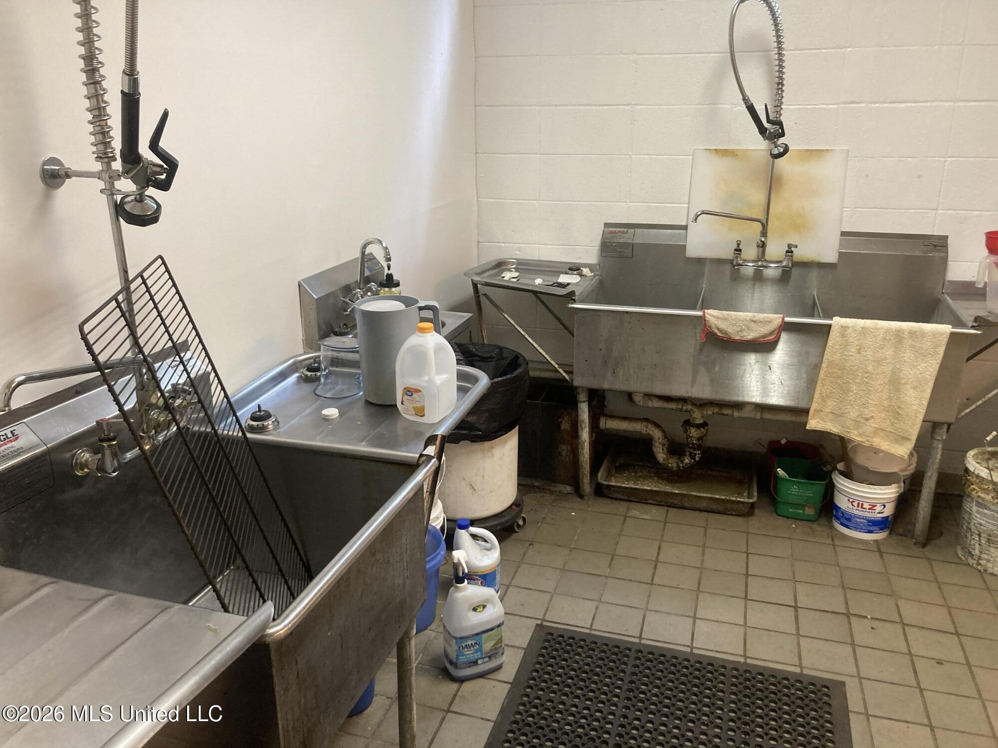 1248 Forest Avenue Property Photo 16