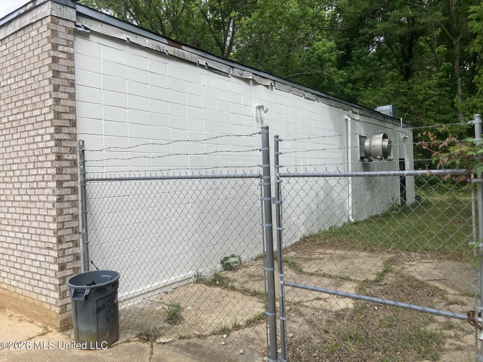1248 Forest Avenue Property Photo 18