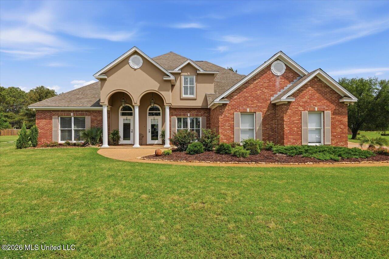 440 Cherry Hill Drive Property Photo 2